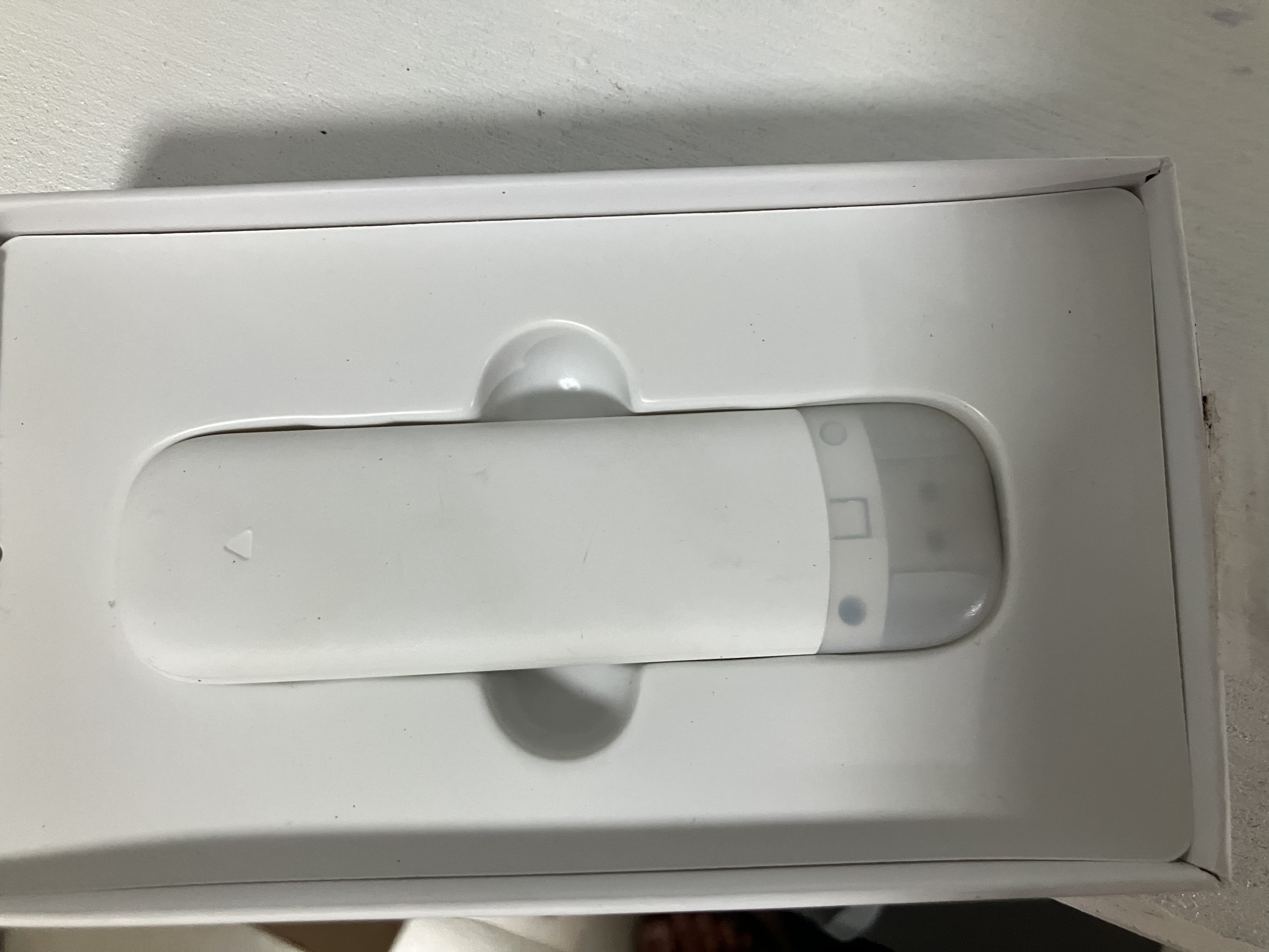 中兴（ZTE）F32随身wifi6免插卡无线上网卡支持5G/4G设备全网通路由器无限随行wi-fi车载宿舍户外流量卡托2026 实拍图