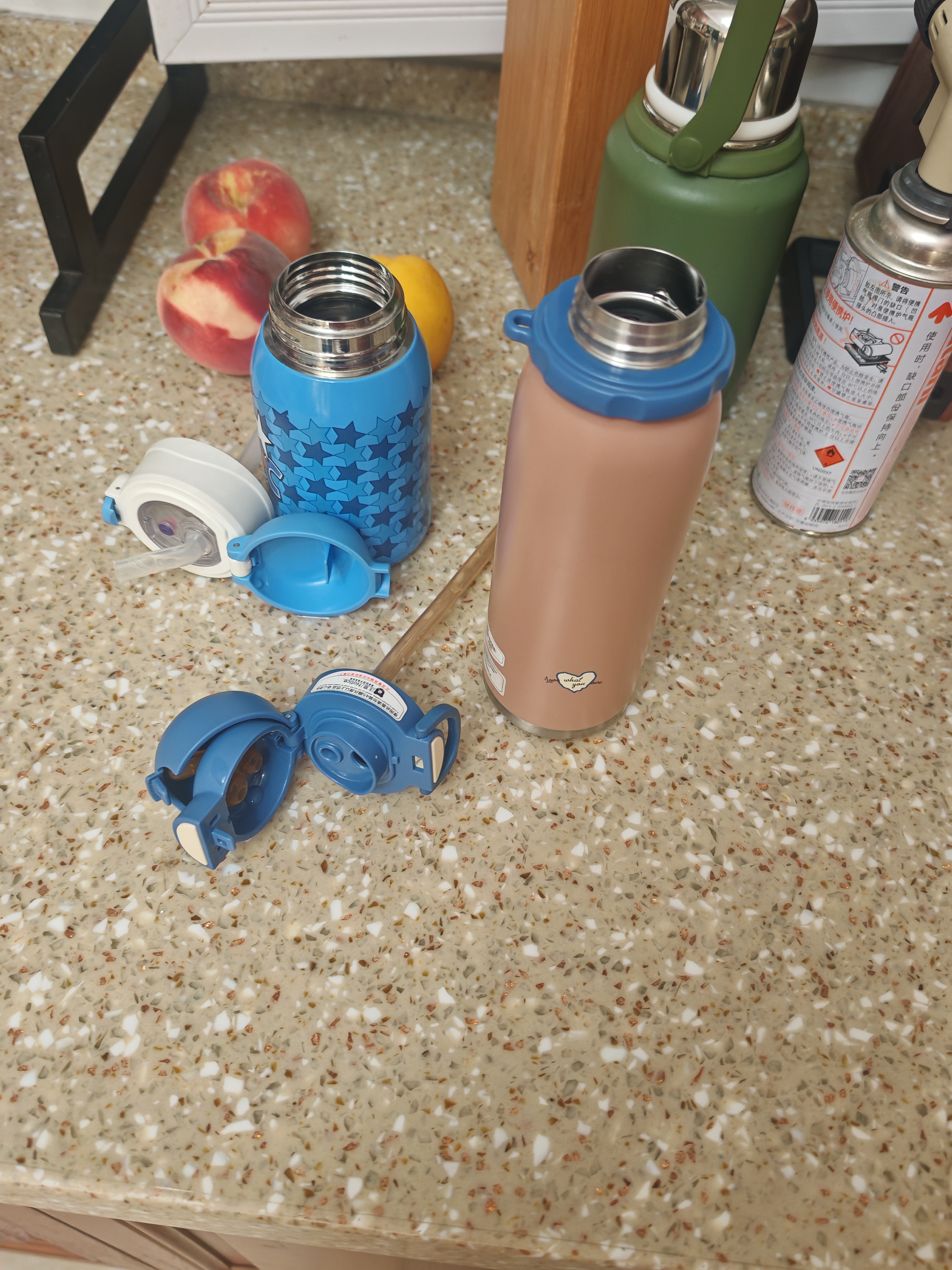 杯具熊（BEDDYBEAR）锐气双饮学生保温杯带吸管儿童水杯大容量运动水壶600ML西高地蓝 实拍图