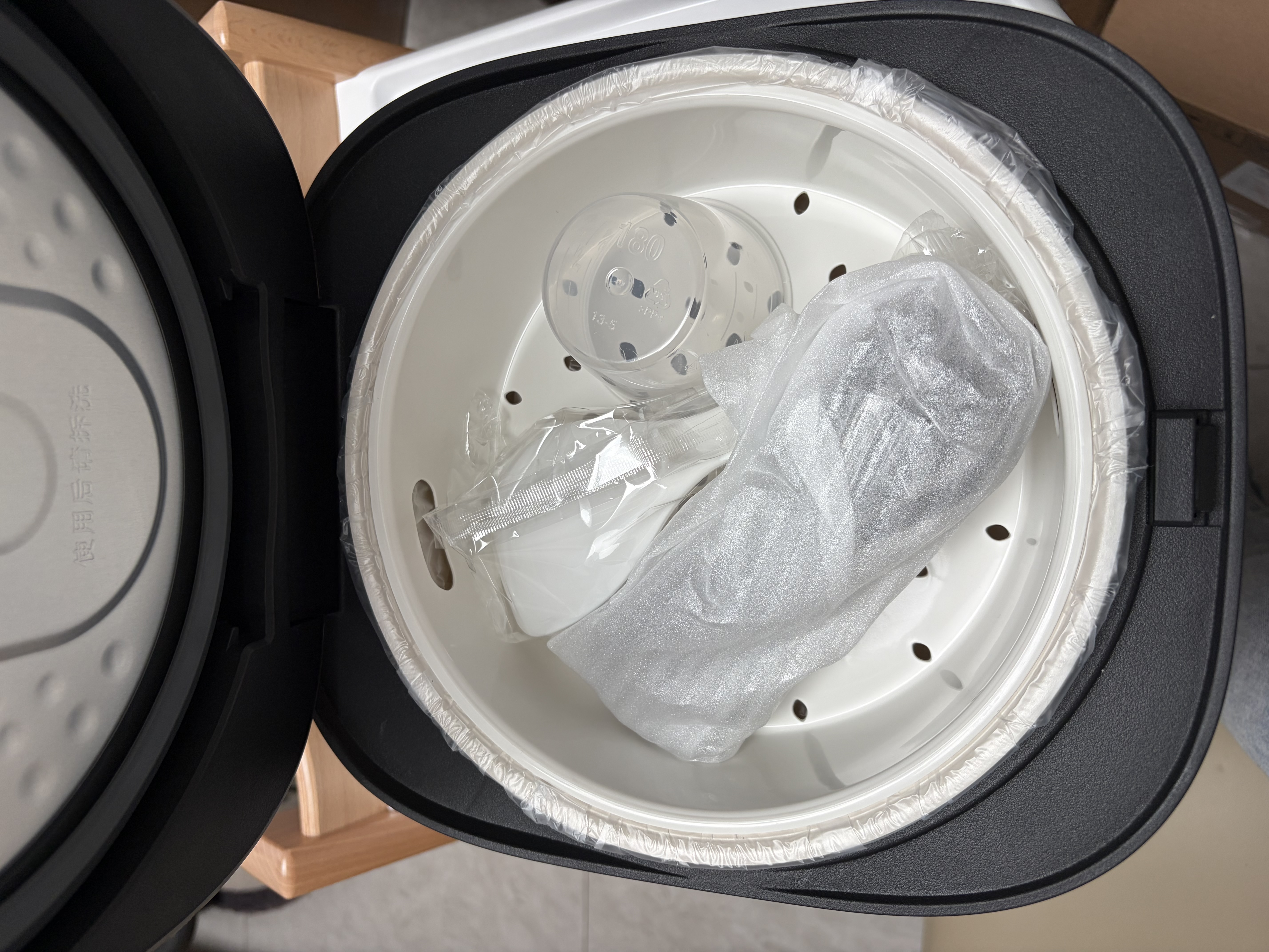 美的（Midea）升级款电饭煲4L电饭锅抗菌有钛青瓷内胆特色卤炖一键柴火饭多功能微压家用3-4人智能预约MB-4E86 实拍图