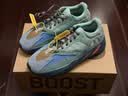 阿迪达斯 男女鞋Yeezy700复古限量休闲鞋GZ2002 UK9码43码 实拍图