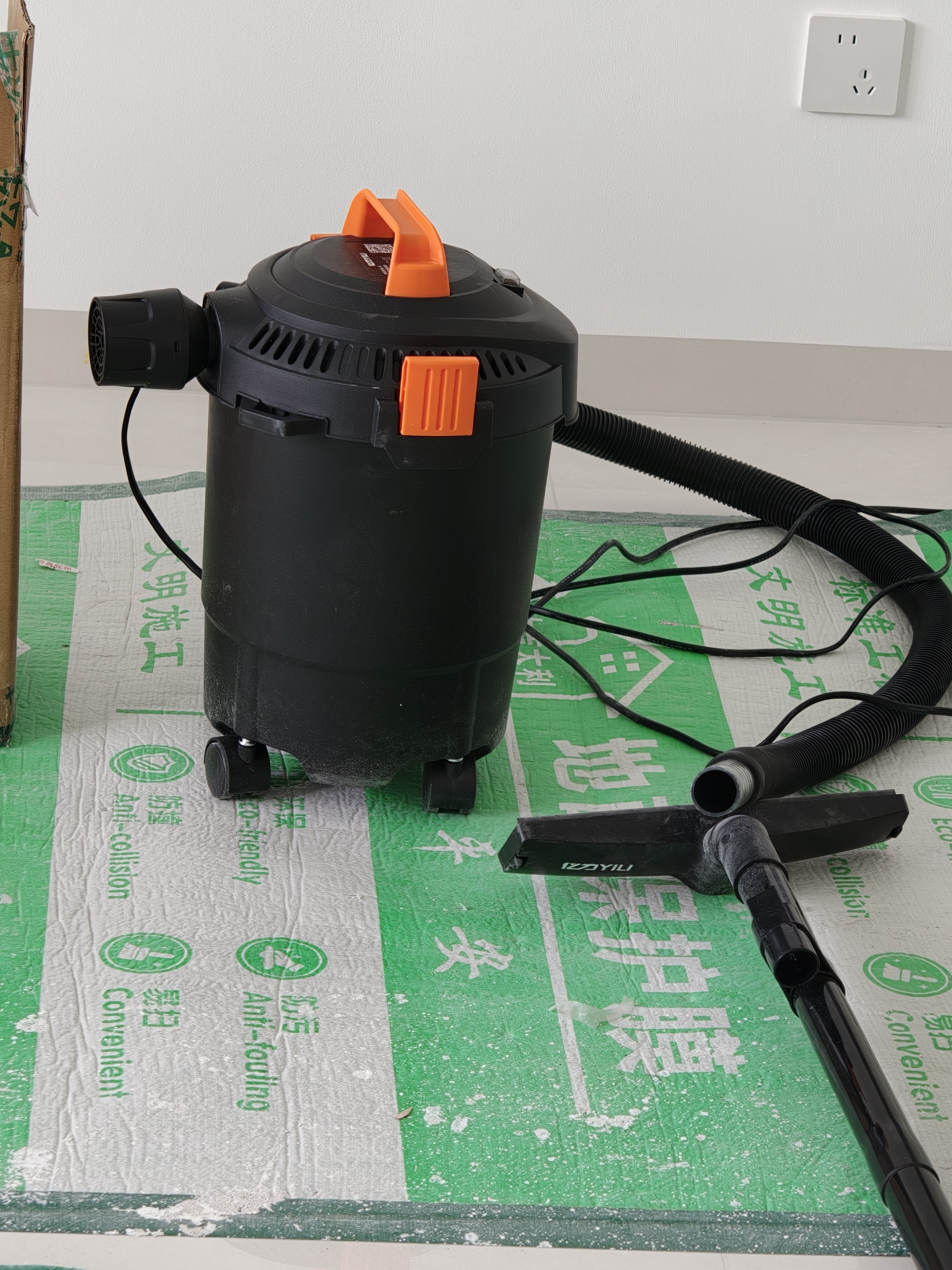 亿力吸尘器车家干湿两用超强大吸力吹吸一体机除尘工业开荒保洁地毯家庭清洁猫毛手持有线桶式6263-12L 实拍图