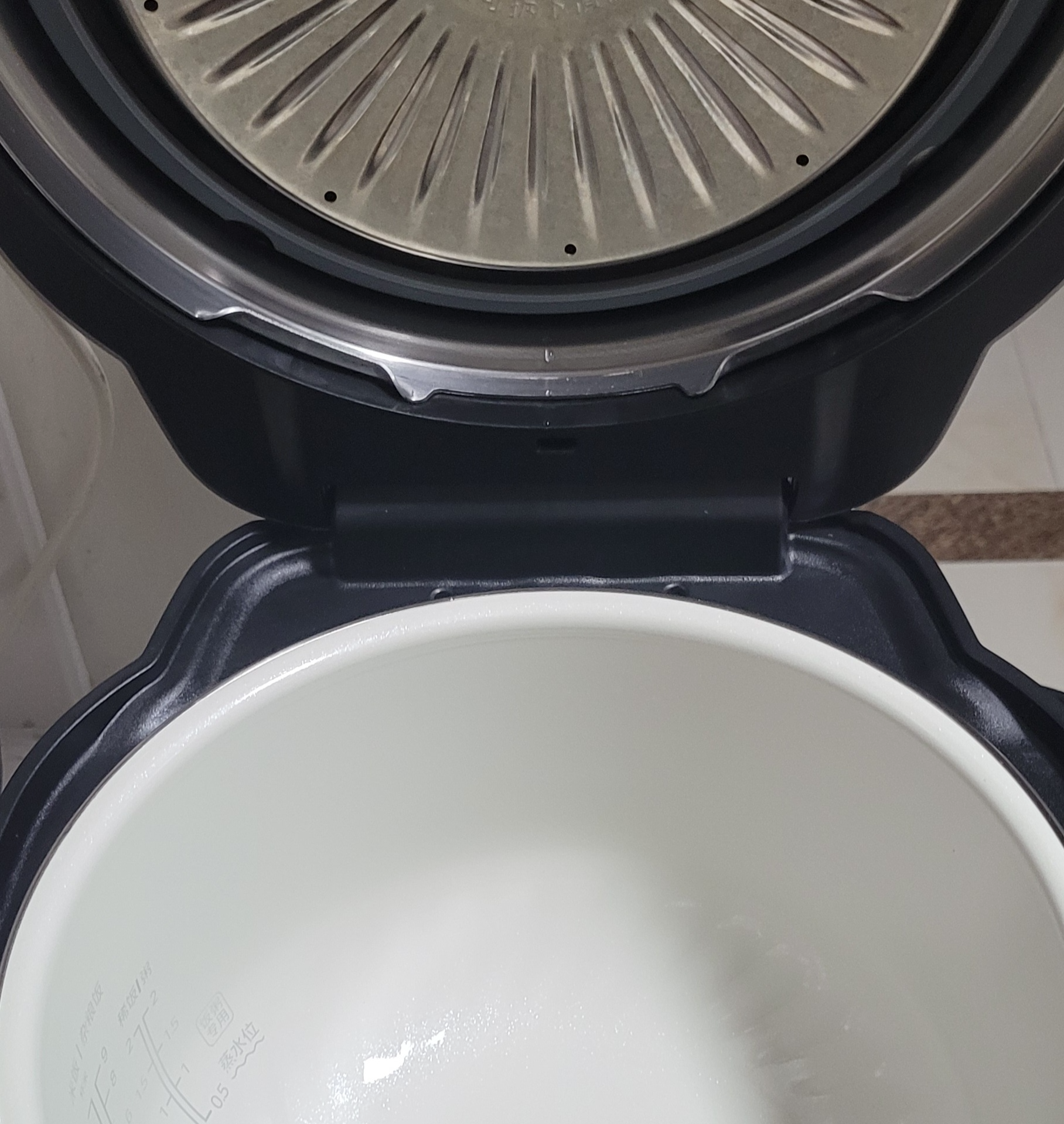 美的（Midea）【美食大赛同款】IH大鸭梨112kPa电压力锅5L有钛珐琅0涂层高压饭锅多功能2026新款饭煲4-6人智能S7 实拍图
