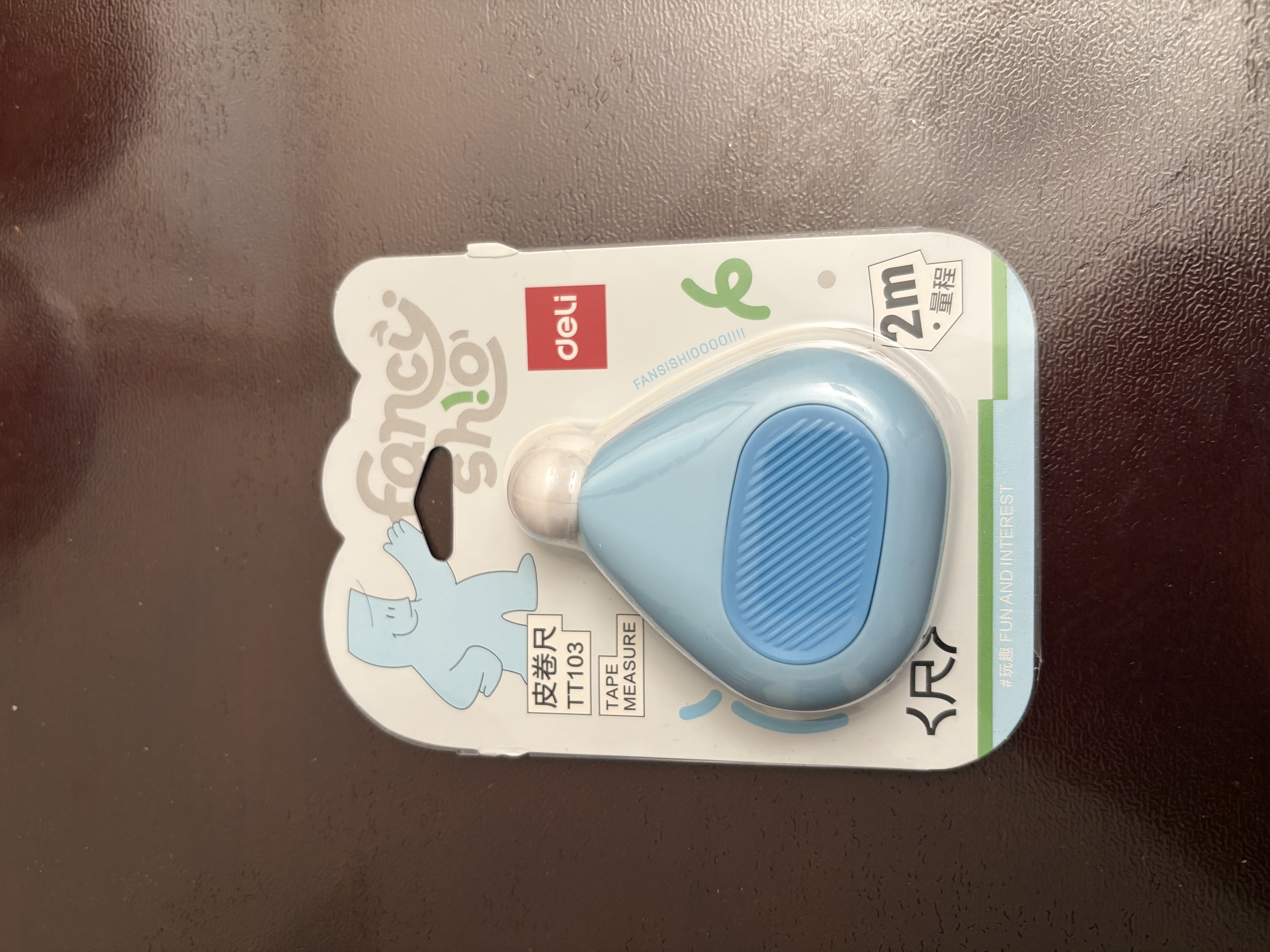 得力（deli）【得力时尚新品】2m迷你潮萌皮卷尺 可伸缩便携量衣皮卷尺 测量身高/三围/腰围 TT103蓝 实拍图