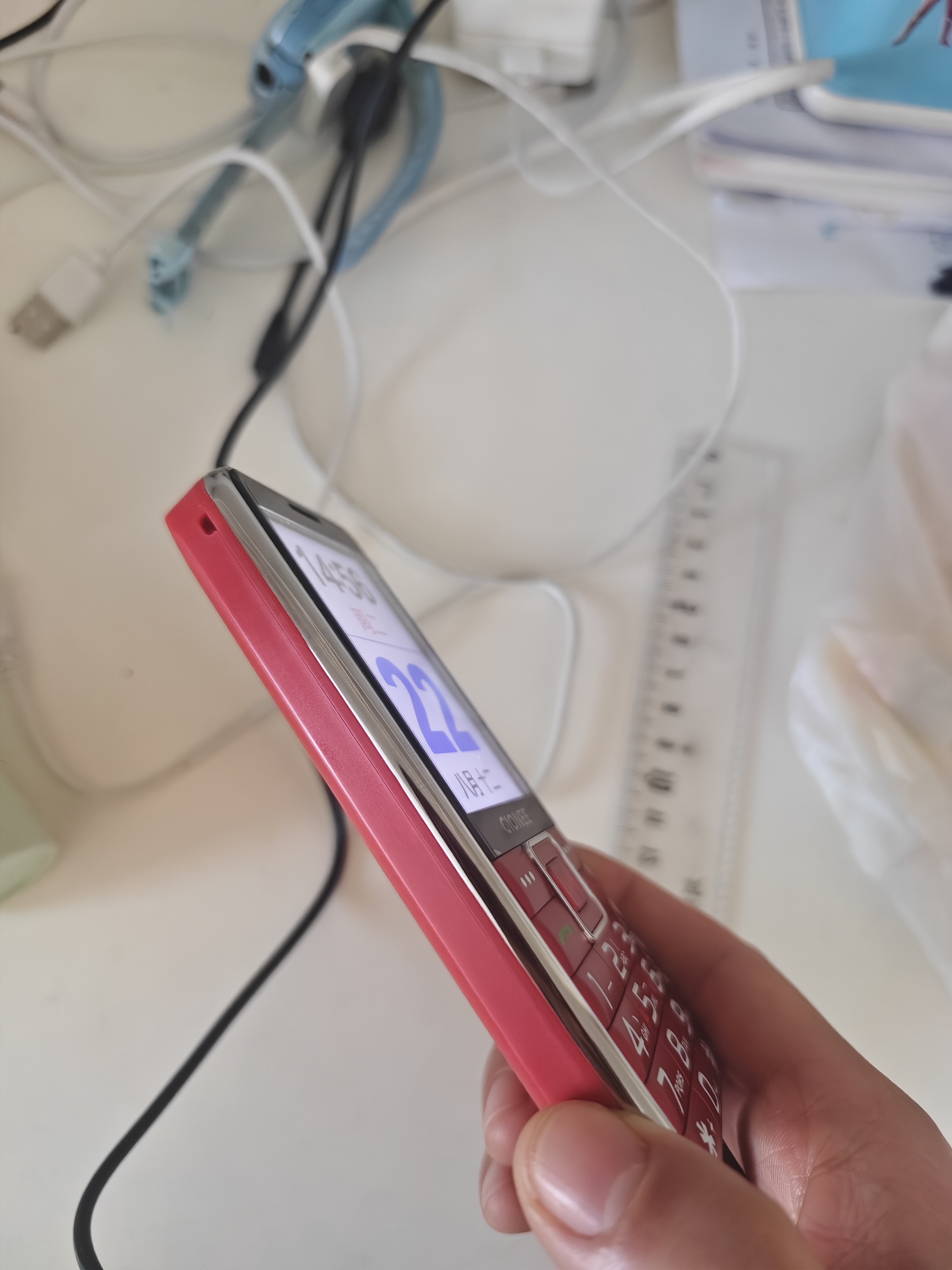 金立（Gionee）V15 老年机 老年手机 大字体大声音超长待机老人手机4G全网通大屏学生老年人专用按键功能机 红色  实拍图