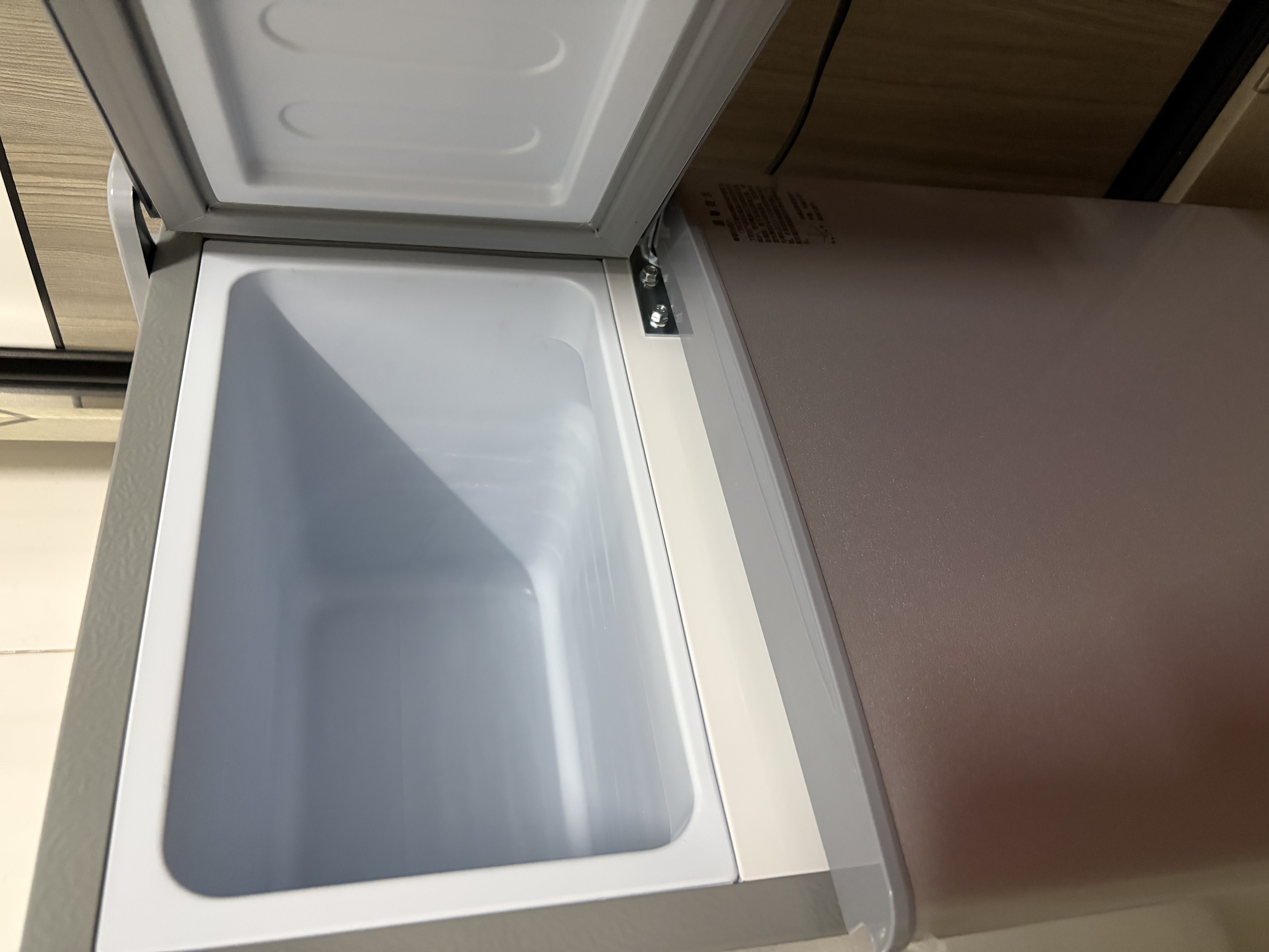 日普（RIPU）小冰箱迷你小型双门家用一级能效宿舍出租房办公室节能省电冷藏冷冻电冰箱 【一级能效】86升银色【小巧不占地】 实拍图