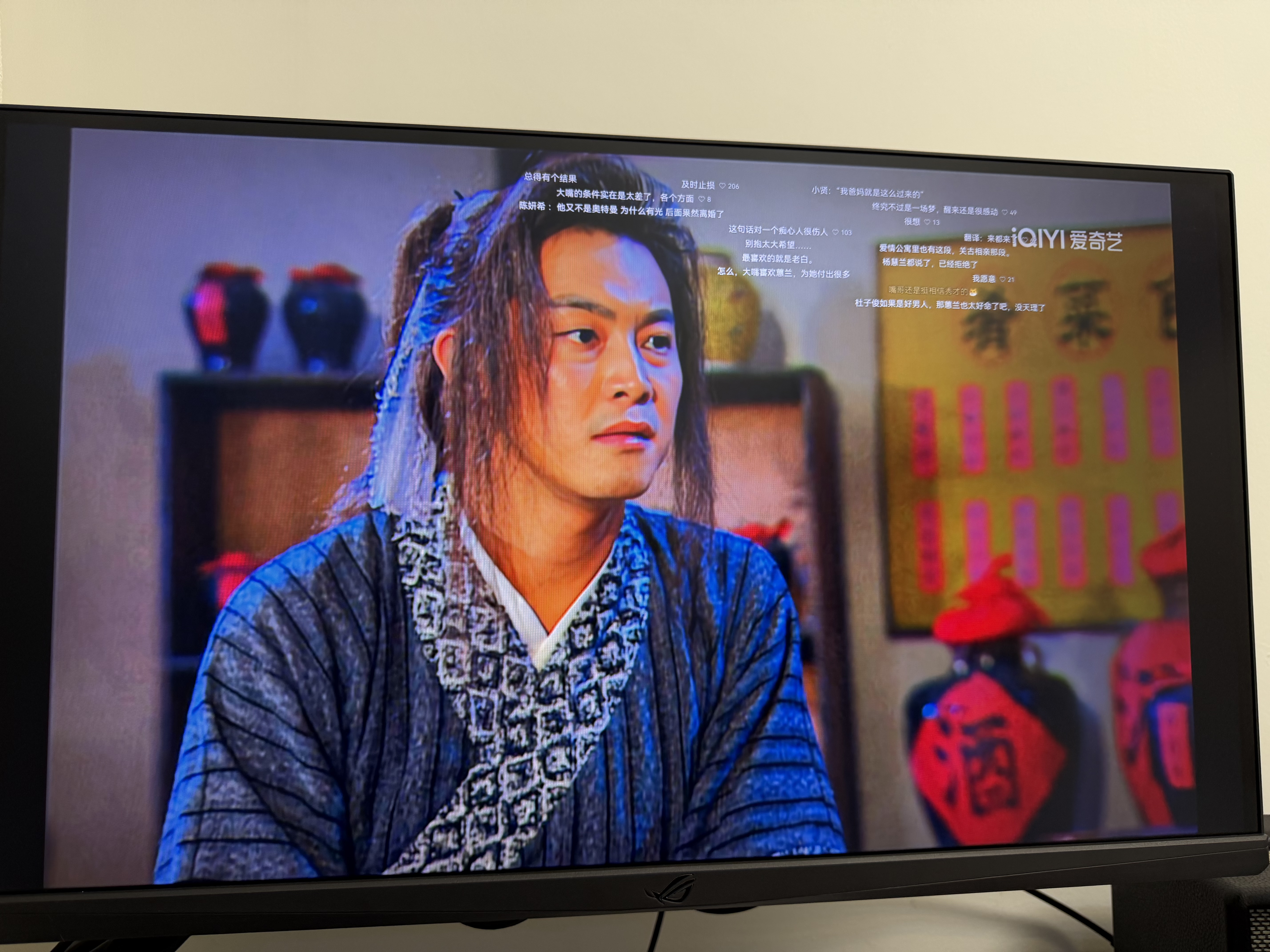 华硕ROG 绝杀27二代 XG27ACMES 27英寸显示器2K 240Hz电竞显示器2代超频255Hz HDR400 G-Sync HDMI 2.1 实拍图