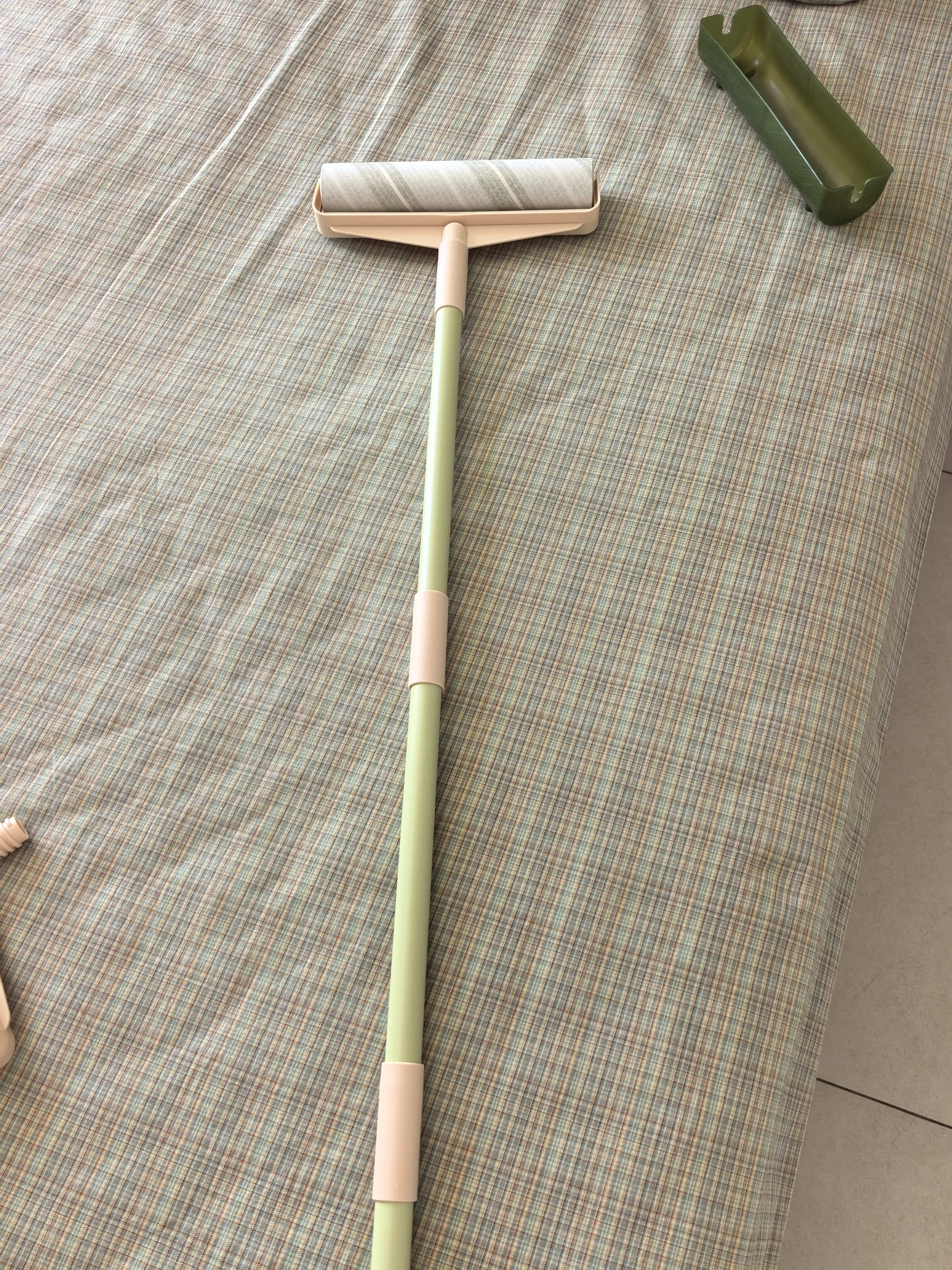 妙洁除螨粘尘器大号24cm+60撕替换头*2 滚筒粘毛纸可撕式衣服清理神器 实拍图