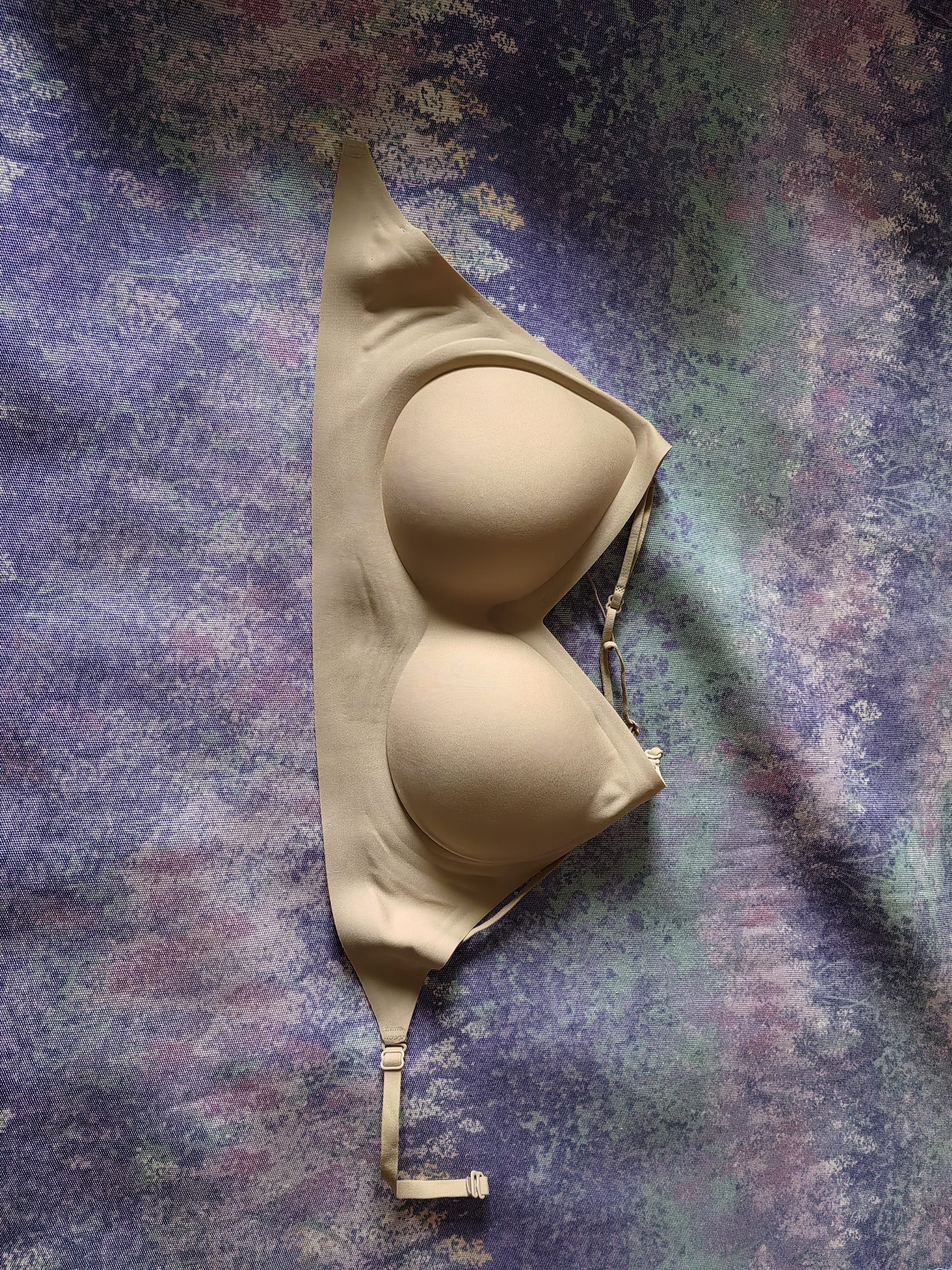 草本初色挂脖美背内衣女小胸聚拢细肩带无痕粉底液背心文胸一体可外穿露背 实拍图