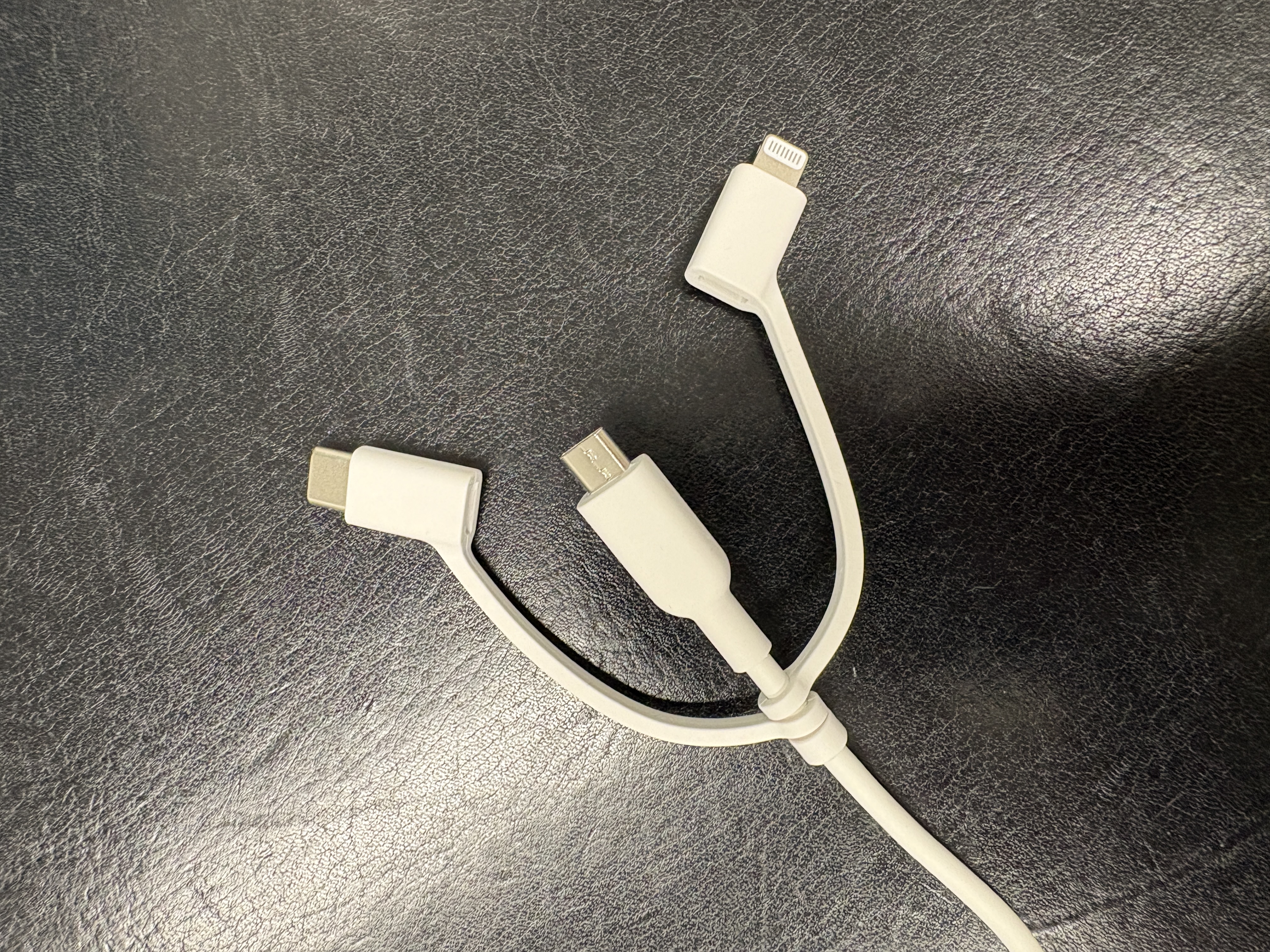 ANKER安克MFi认证三合一苹果Type-C安卓手机充电线一拖三iPhone16/15/14小米华为车载快充数据线 实拍图
