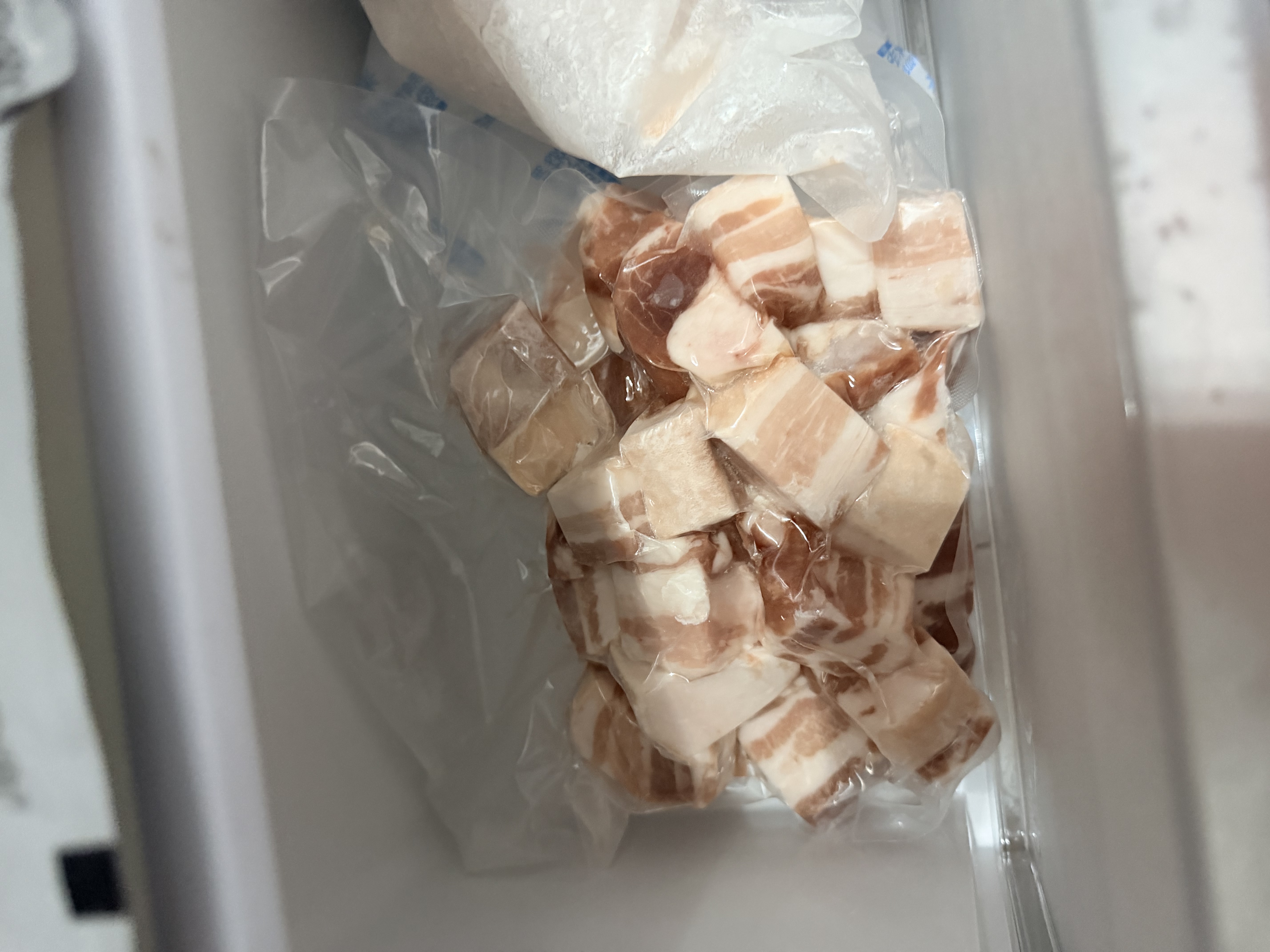 龙大肉食 猪五花肉块净重4斤 冷冻带皮五花肉 烧烤肉食材 出口日本级 猪肉 实拍图