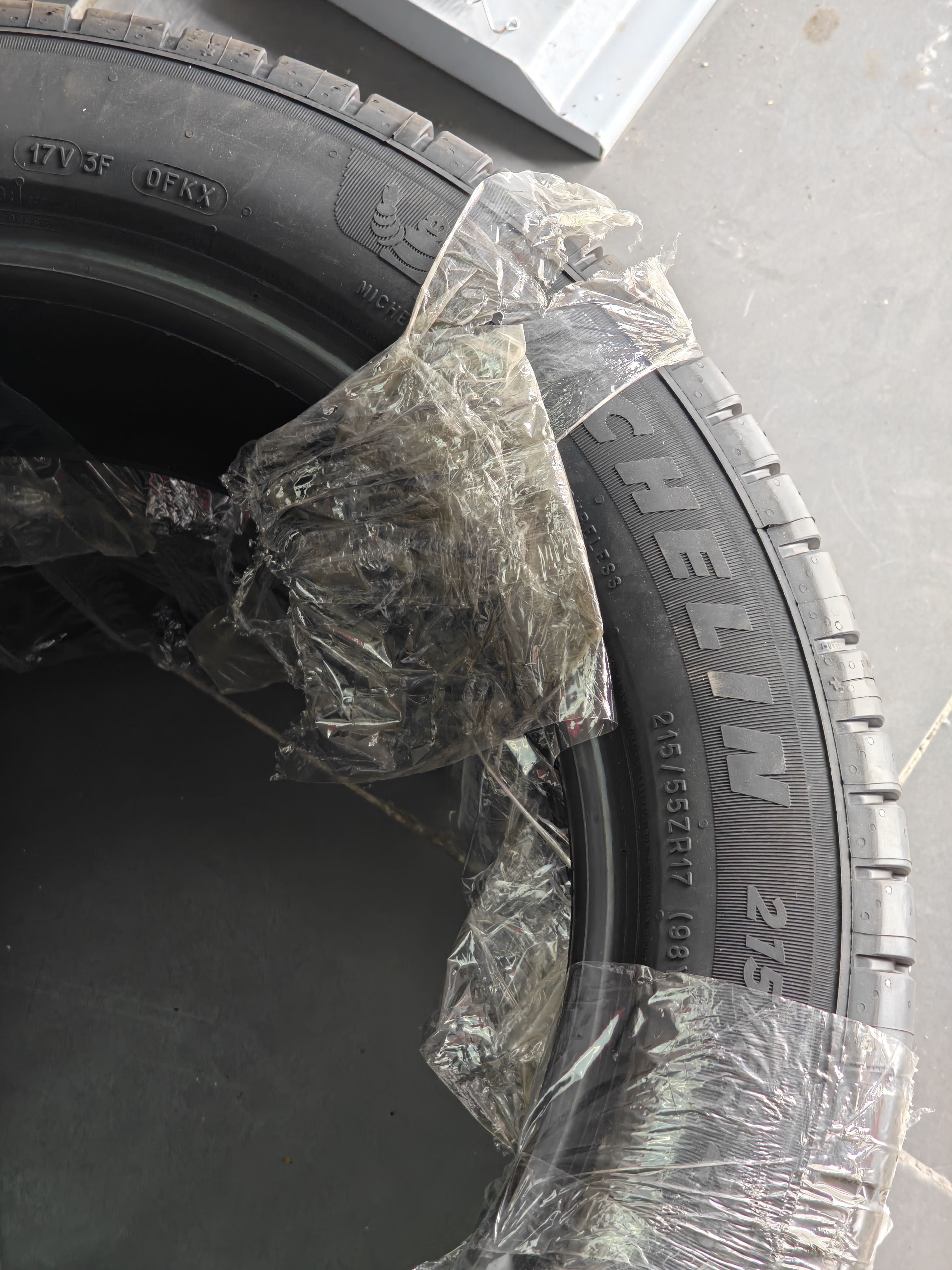 米其林（MICHELIN）汽车轮胎 215/55ZR17 98Y  竞驰PILOT SPORT 5 适配一汽大众 实拍图