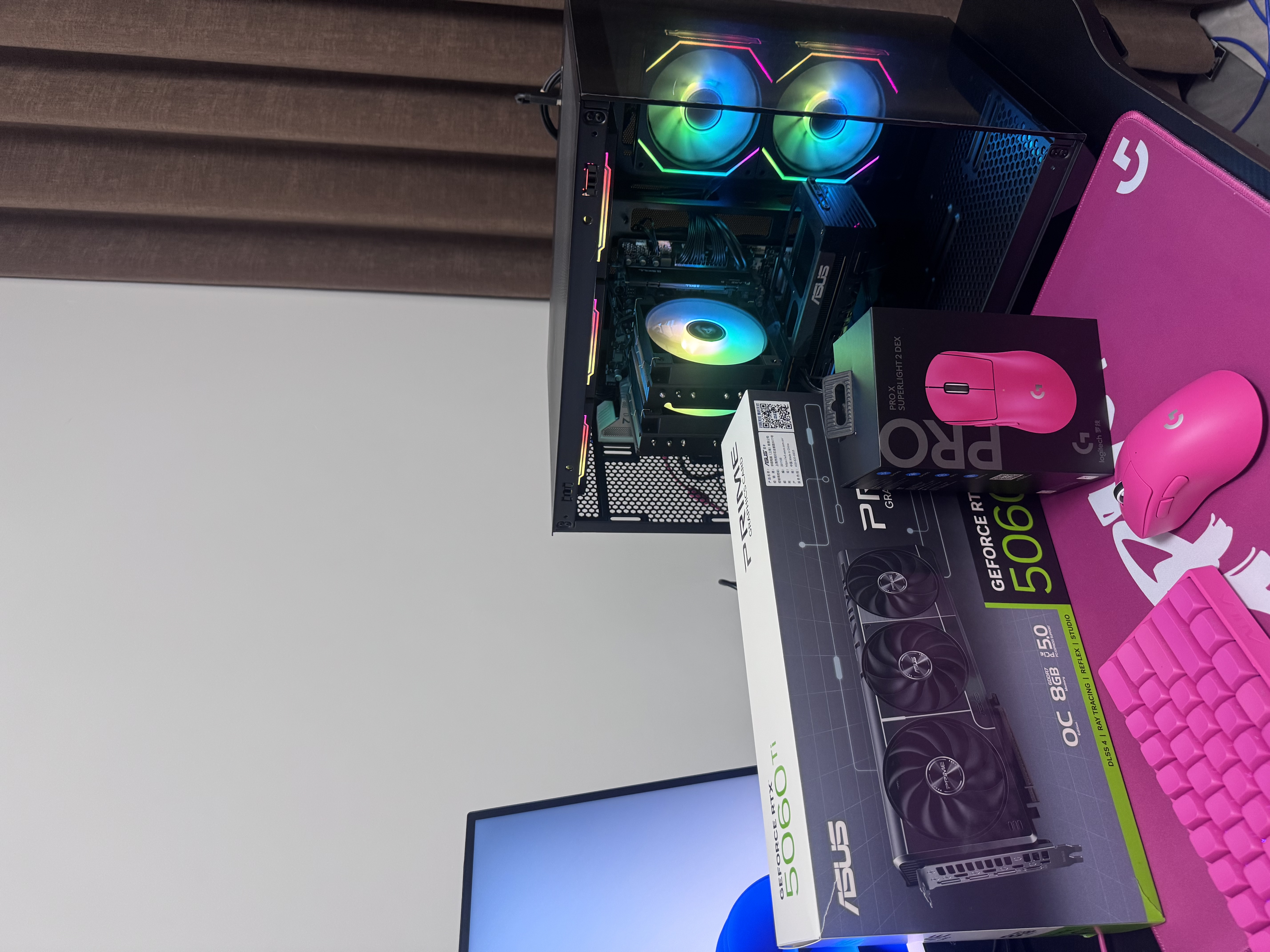 华硕AMD 9800X3D 7800X3D 9850X3D华硕RTX5070 5070TI 5080整机台式电脑游戏主机直播设计AI主机DIY 配三丨R7 7800X3D+华硕RTX5060Ti 实拍图