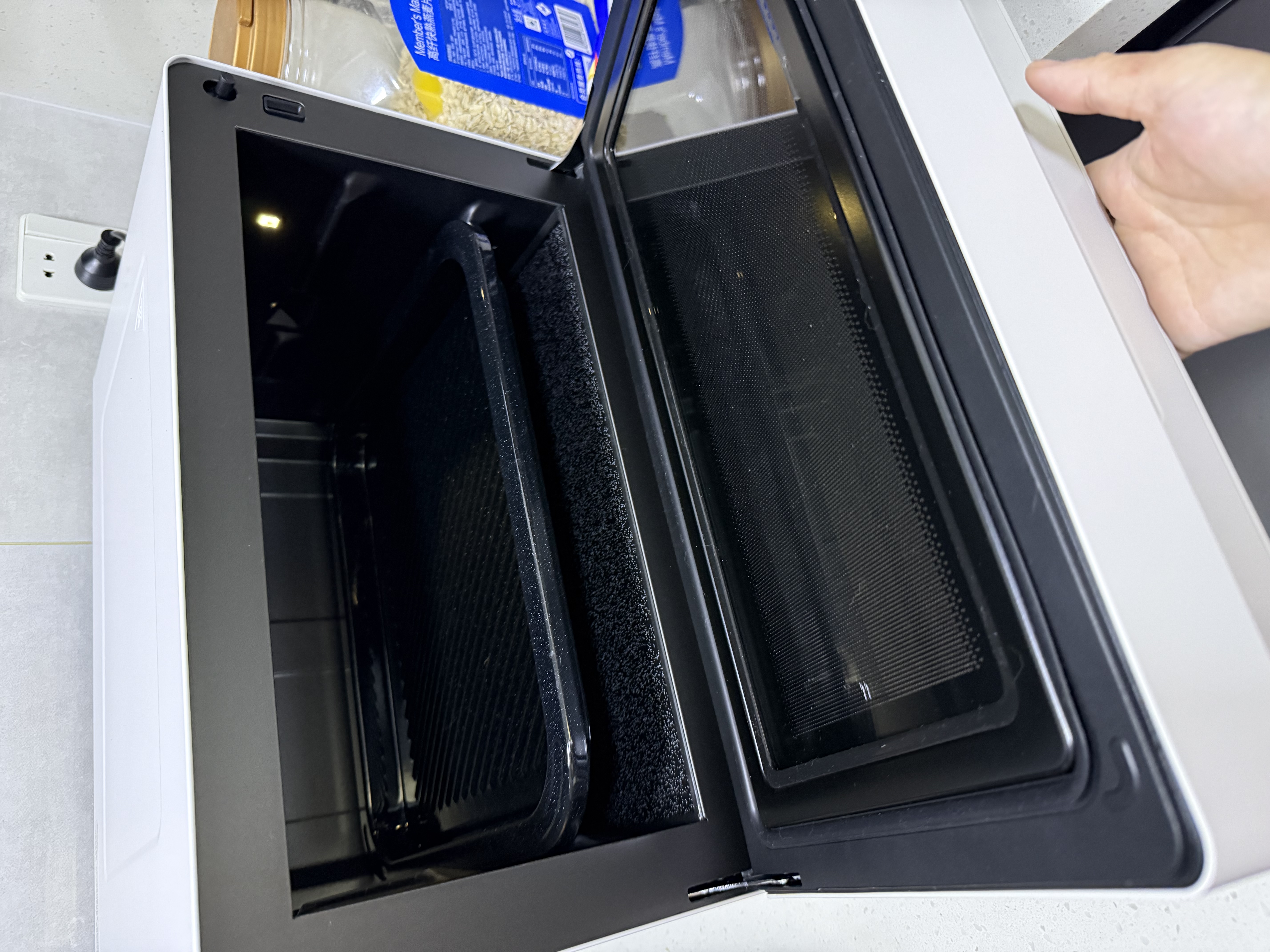 松下（Panasonic）万食炉3.0上烤下蒸彩屏触控家用变频微波全新升级28L大容量微蒸烤炸一体机NN-DS286S 实拍图