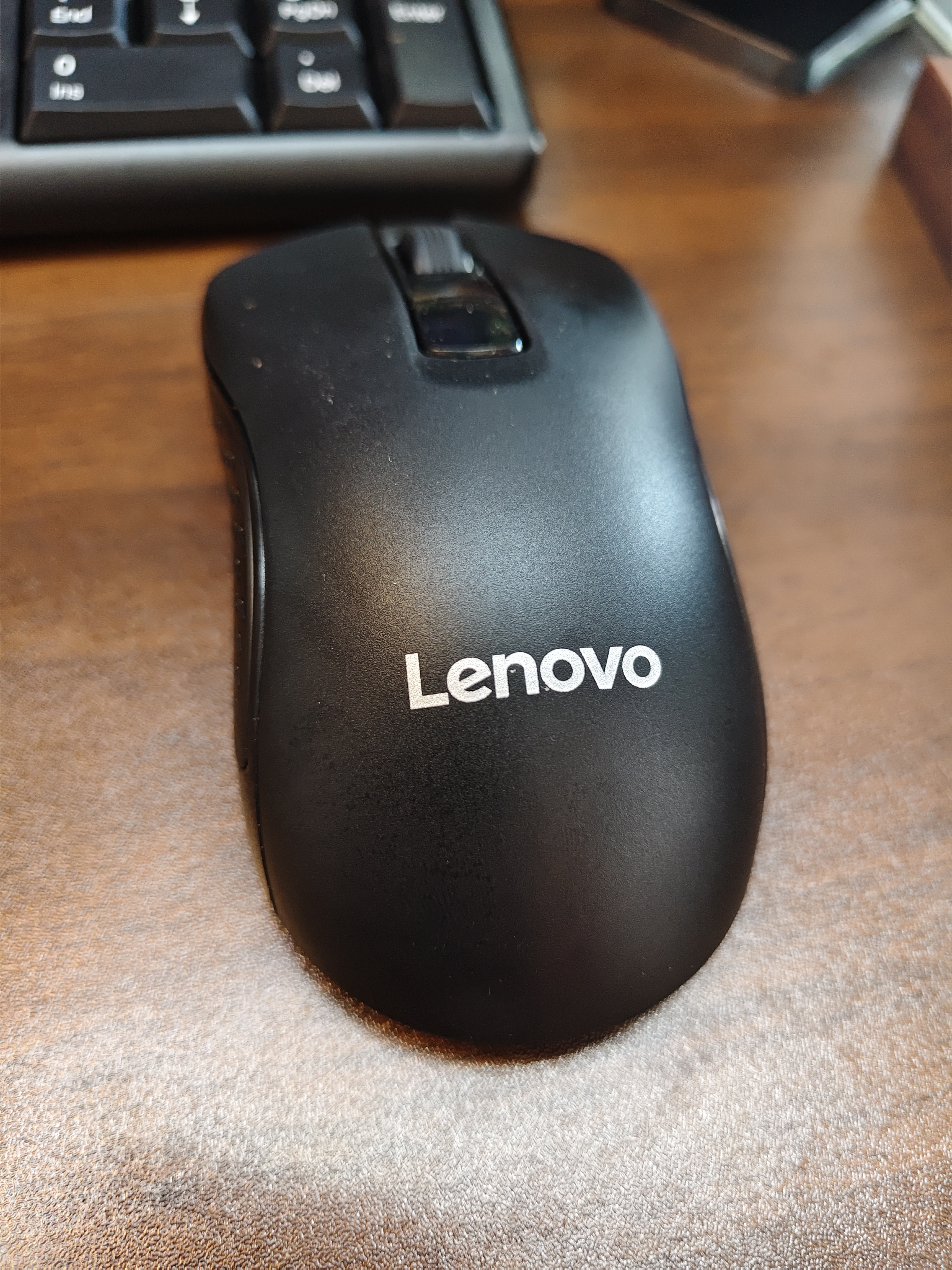 联想（Lenovo）无线键盘鼠标套装 键鼠套装 全尺寸键盘 商务办公 MK23Lite 实拍图