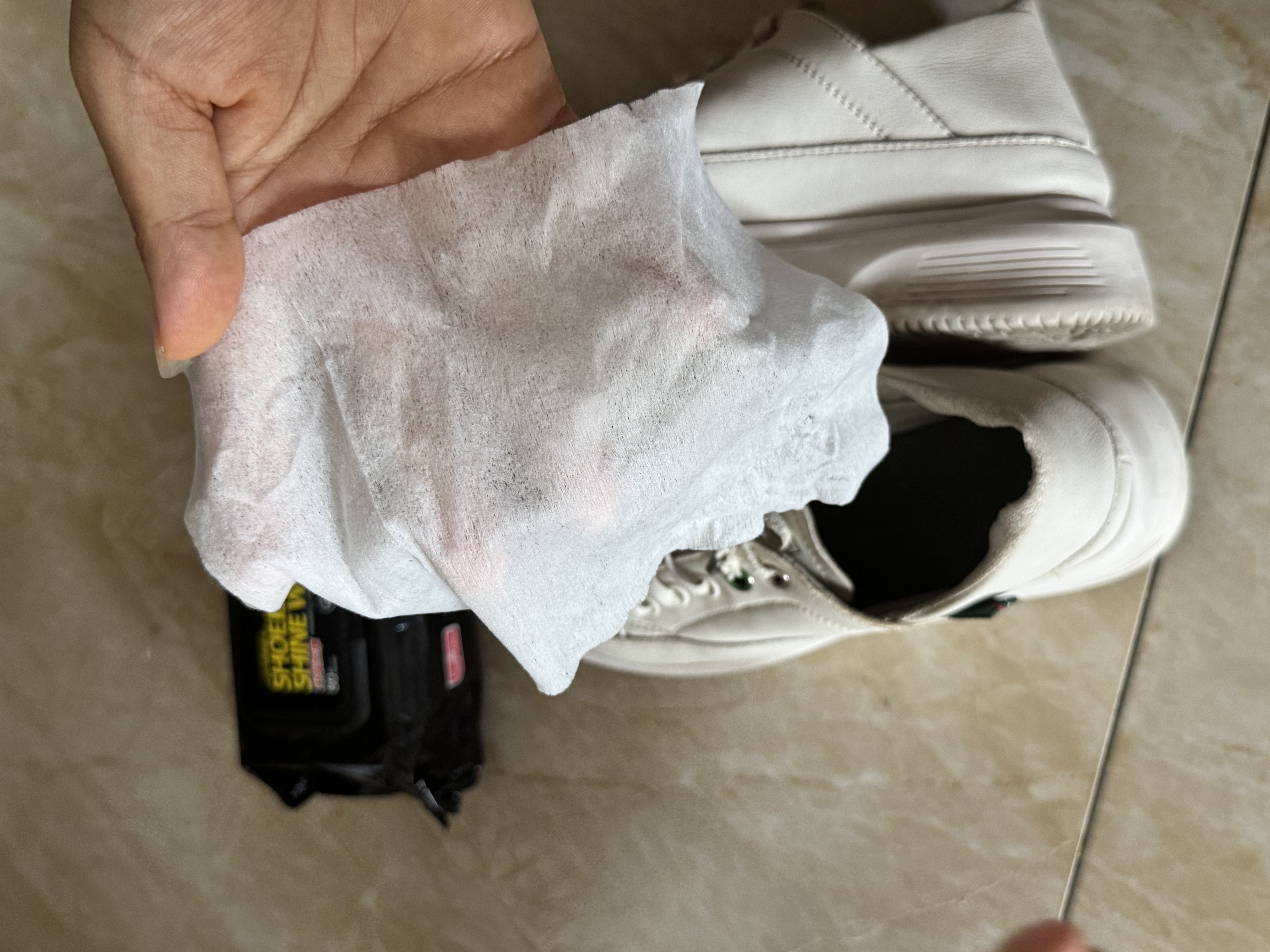 巨奇擦鞋湿巾小白鞋清洁剂祛黄去污球鞋运动鞋免水洗清洗神器80片*3包 实拍图