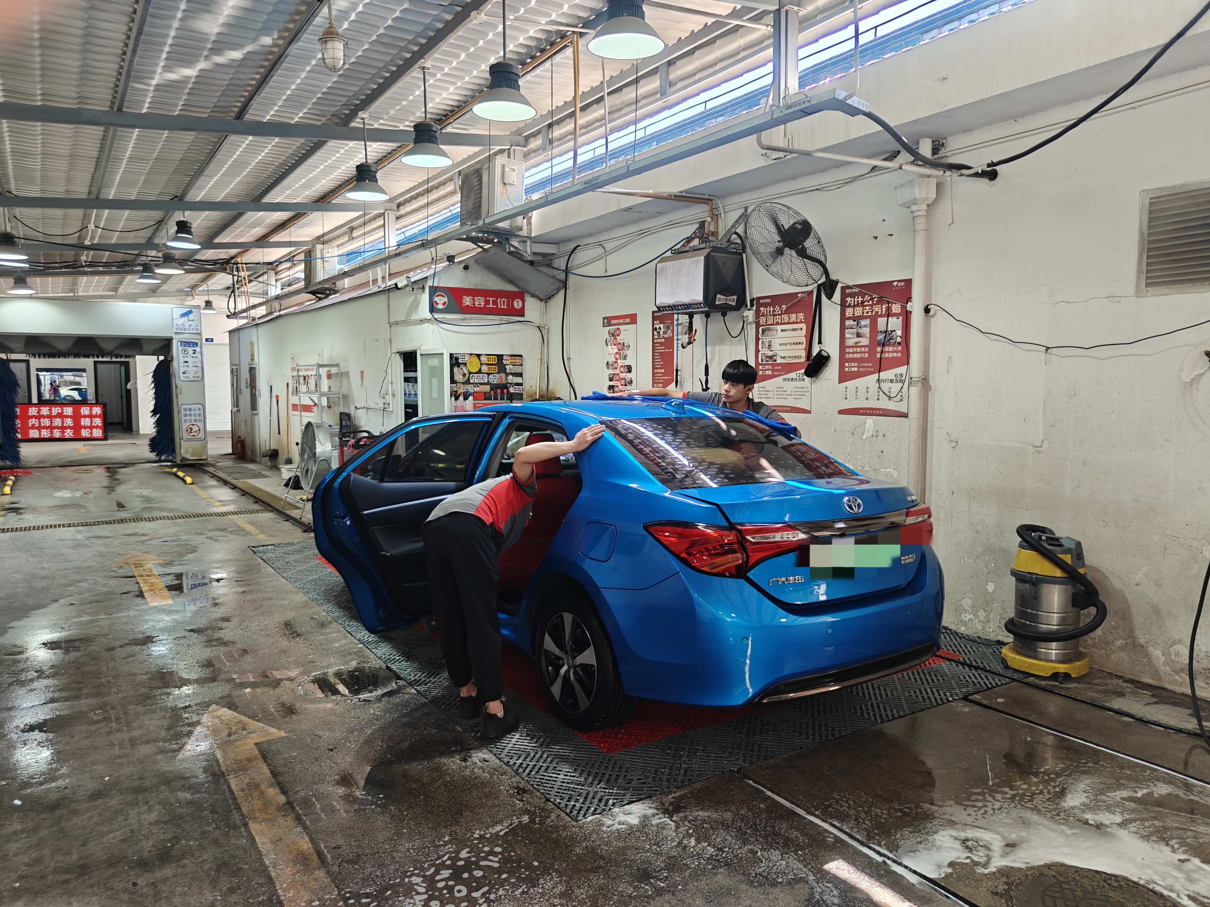 京东养车【标准洗车】1次 轿车/SUV/MPV通用 不满意重新洗（限工作日） 实拍图