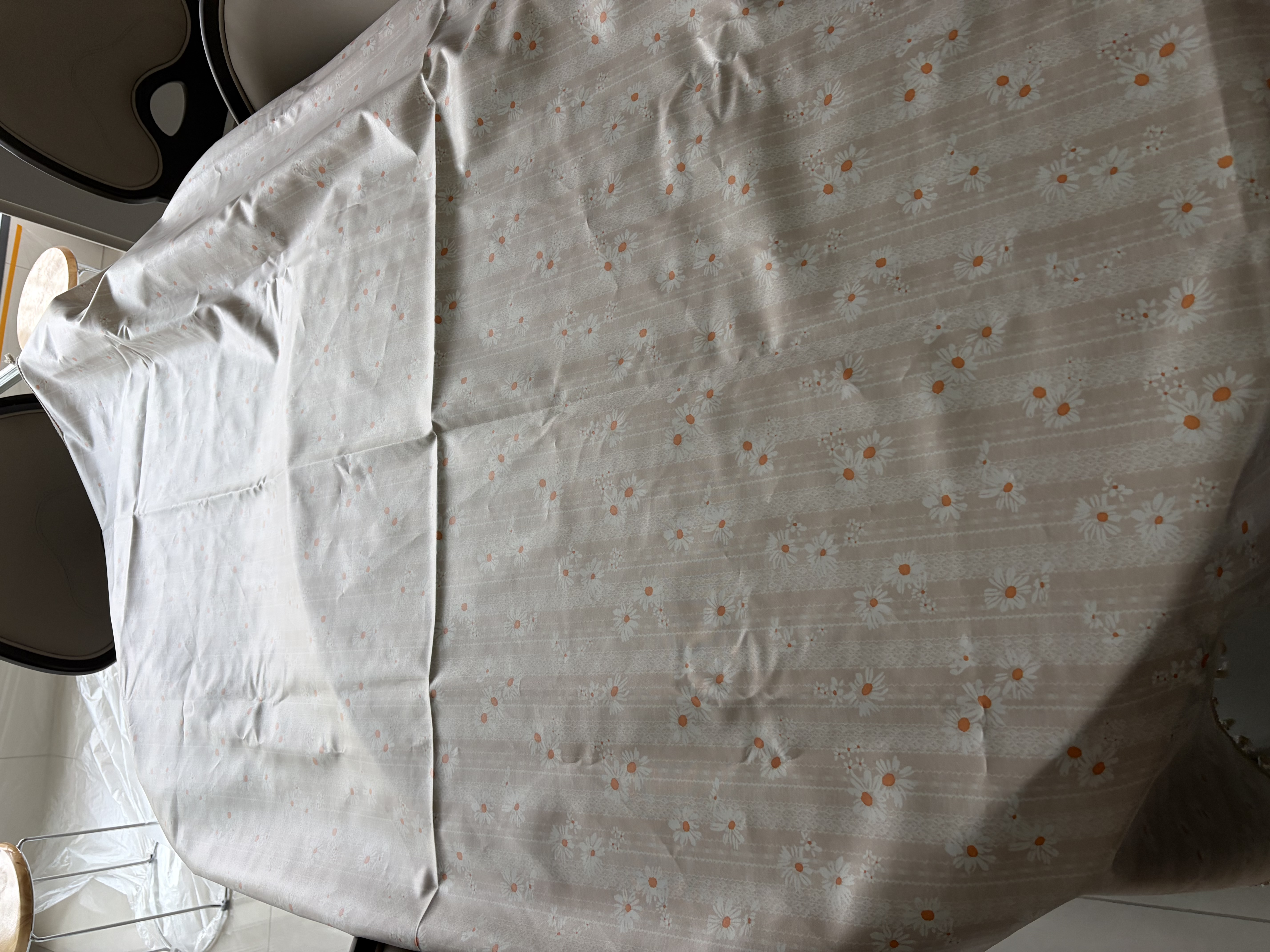 无印良品田园小碎花仿棉麻桌布长方形家用防尘茶几台布小雏菊137*180cm 实拍图