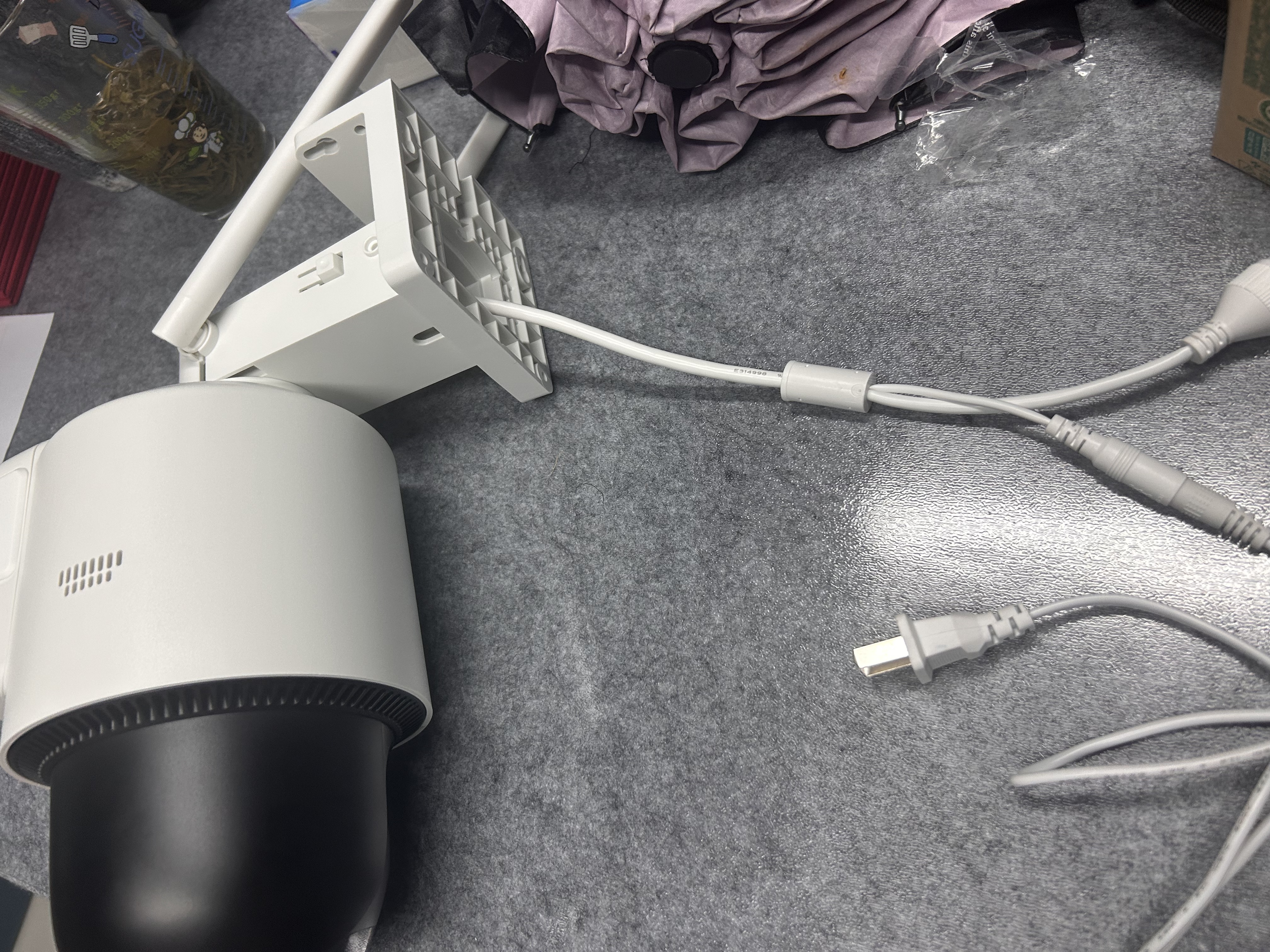 海康威视（HIKVISION）无线双摄像头监控套装室外WiFi云台360度无死角全彩夜视3路双400万防水双向语音带128G 实拍图