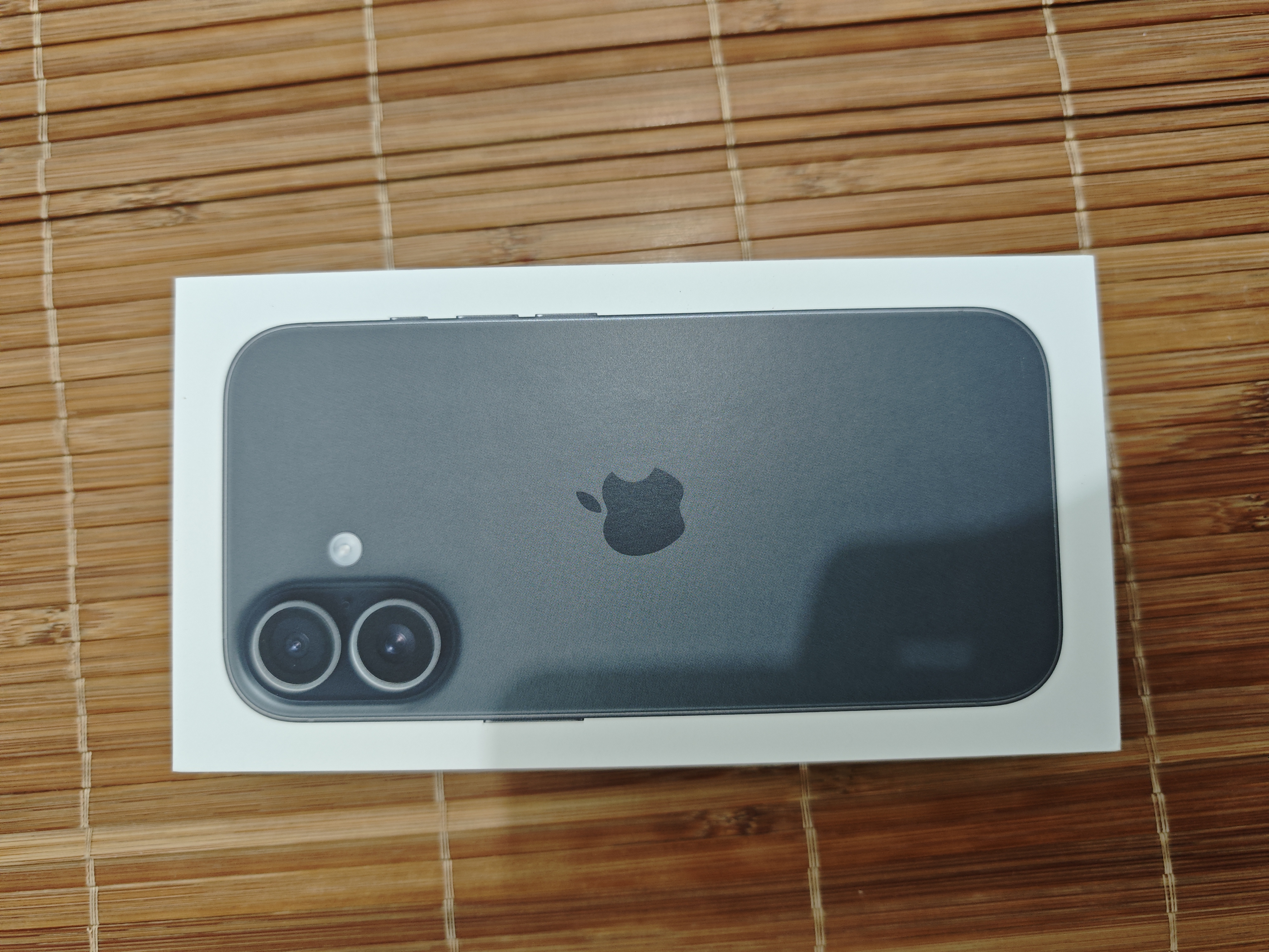 Apple/苹果 iPhone 17 256GB 黑色 支持移动联通电信5G 双卡双待手机 实拍图