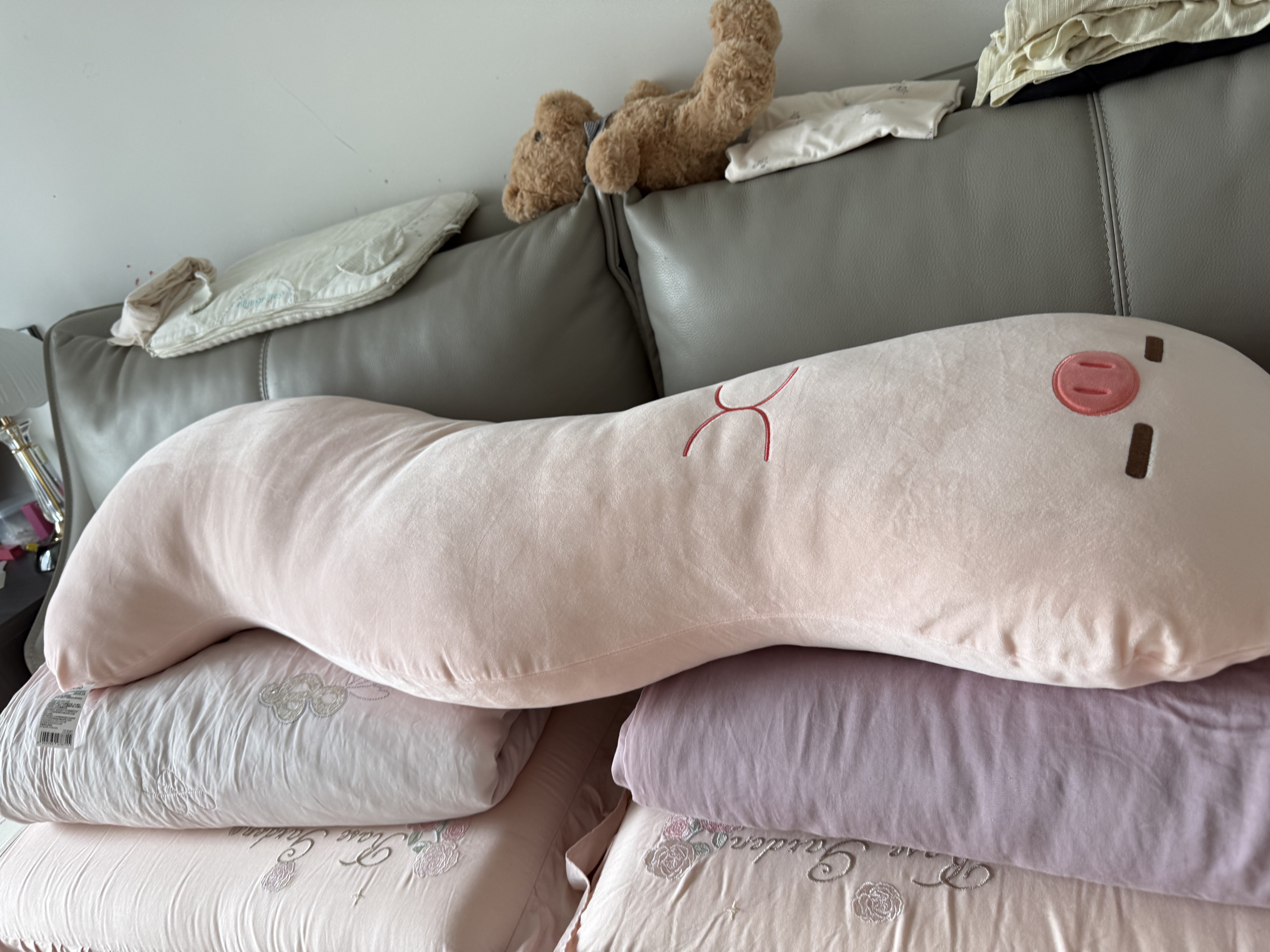 名创优品（MINISO）小猪B-BO扭扭长条抱枕玩偶侧睡夹腿睡觉专用女大号伴睡新家礼物 实拍图