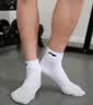 李宁（LI-NING） 袜子运动袜男女短袜中筒袜篮球羽毛球跑步棉质抗菌短袜透气吸汗 黑白灰3双装中筒袜【3A抗菌-网眼透气不闷脚】 XL号【适合42到46码】 实拍图