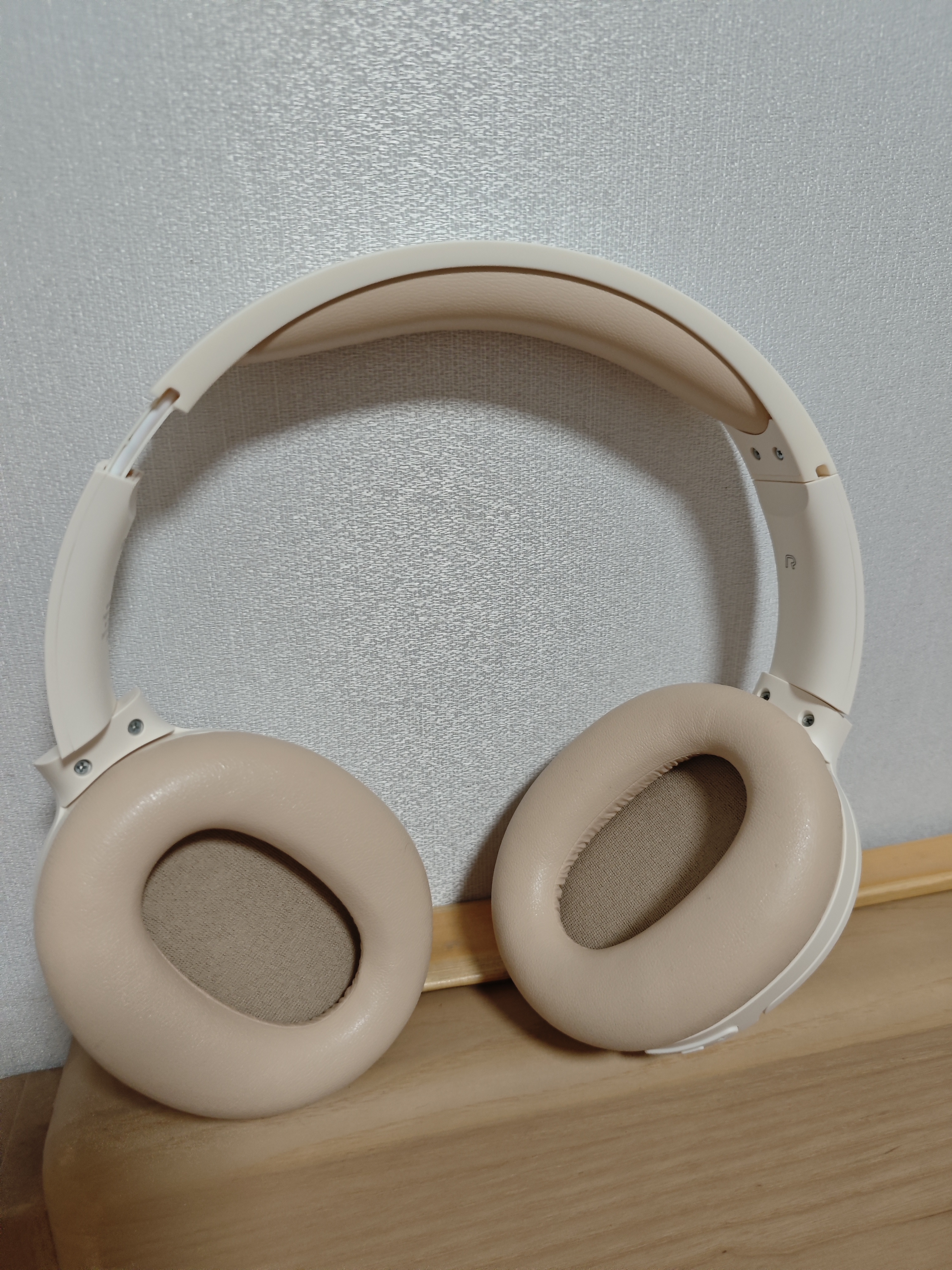 漫步者（EDIFIER）W820NB经典版 头戴蓝牙主动降噪耳机 金标认证 手机电脑笔记本耳机 云岩白 实拍图