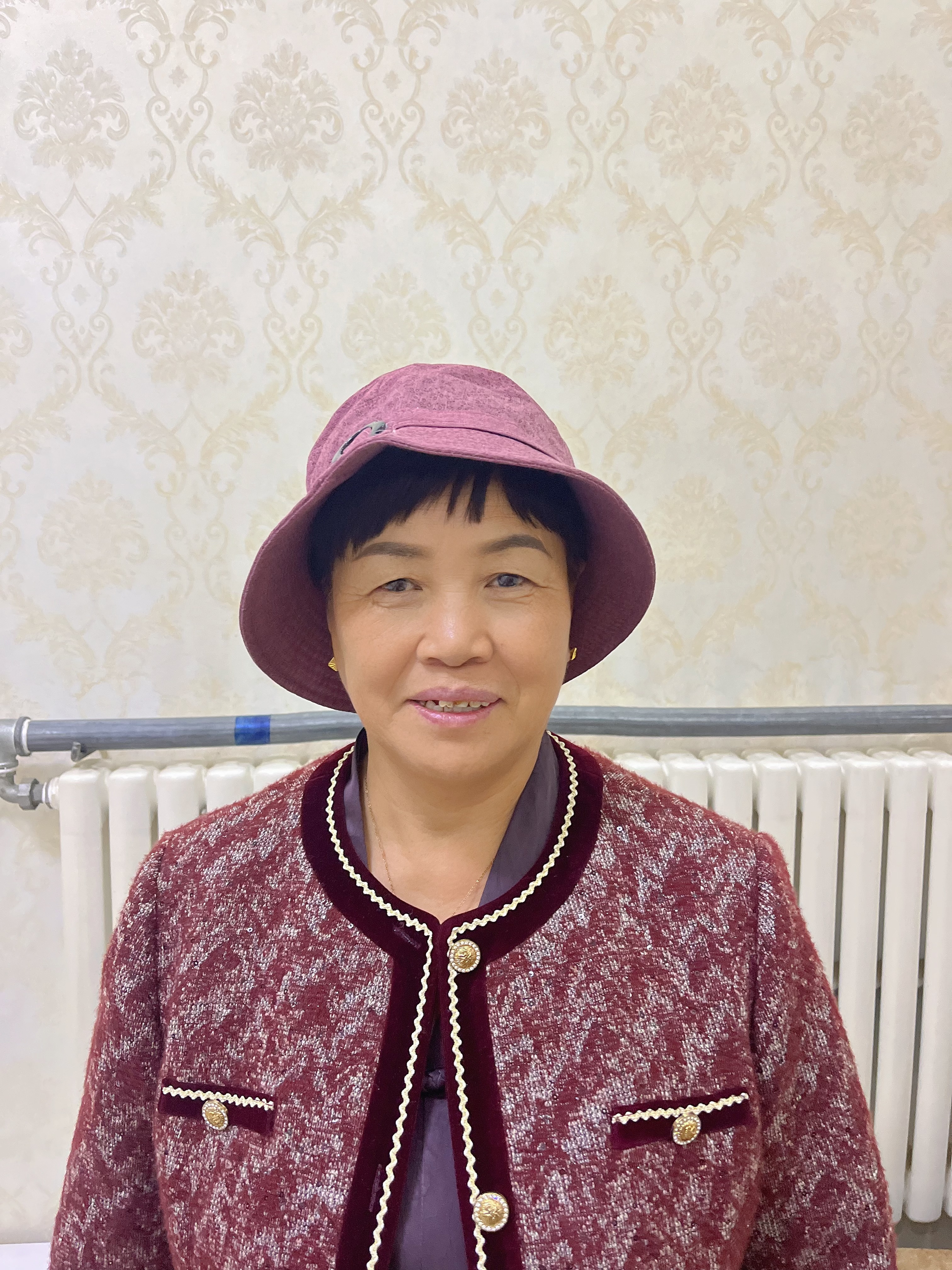 俞兆林中老年女士帽妈妈盆帽春秋防风遮阳四季可用渔夫帽 玫红色 实拍图