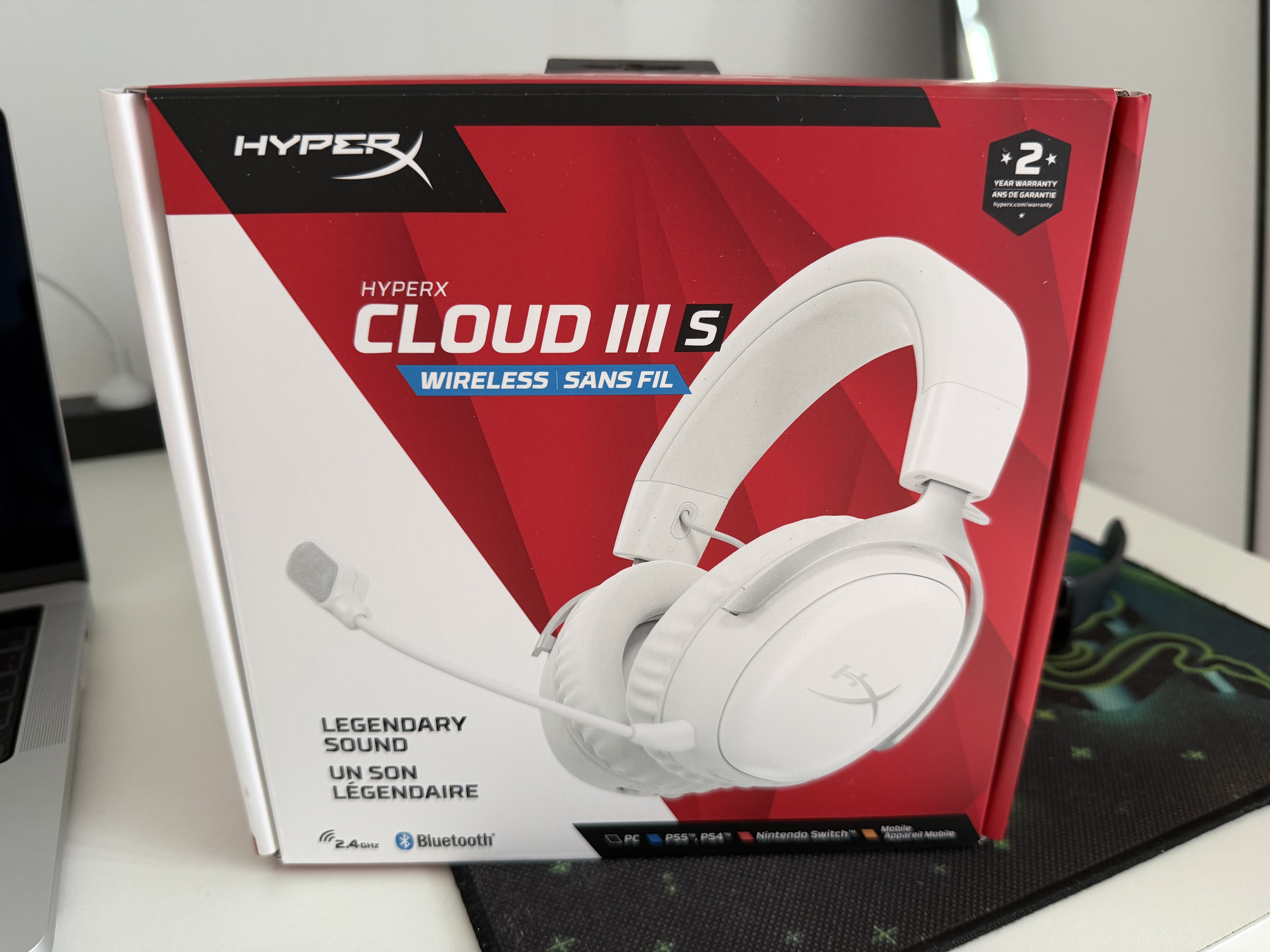 极度未知（HYPERX）飓风2飓风3系列电竞游戏耳机头戴式 fps吃鸡耳麦降噪麦克风 原金士顿cloud2电竞耳机 飓风3无线加强版 冰霜白【200小时长续航】 实拍图