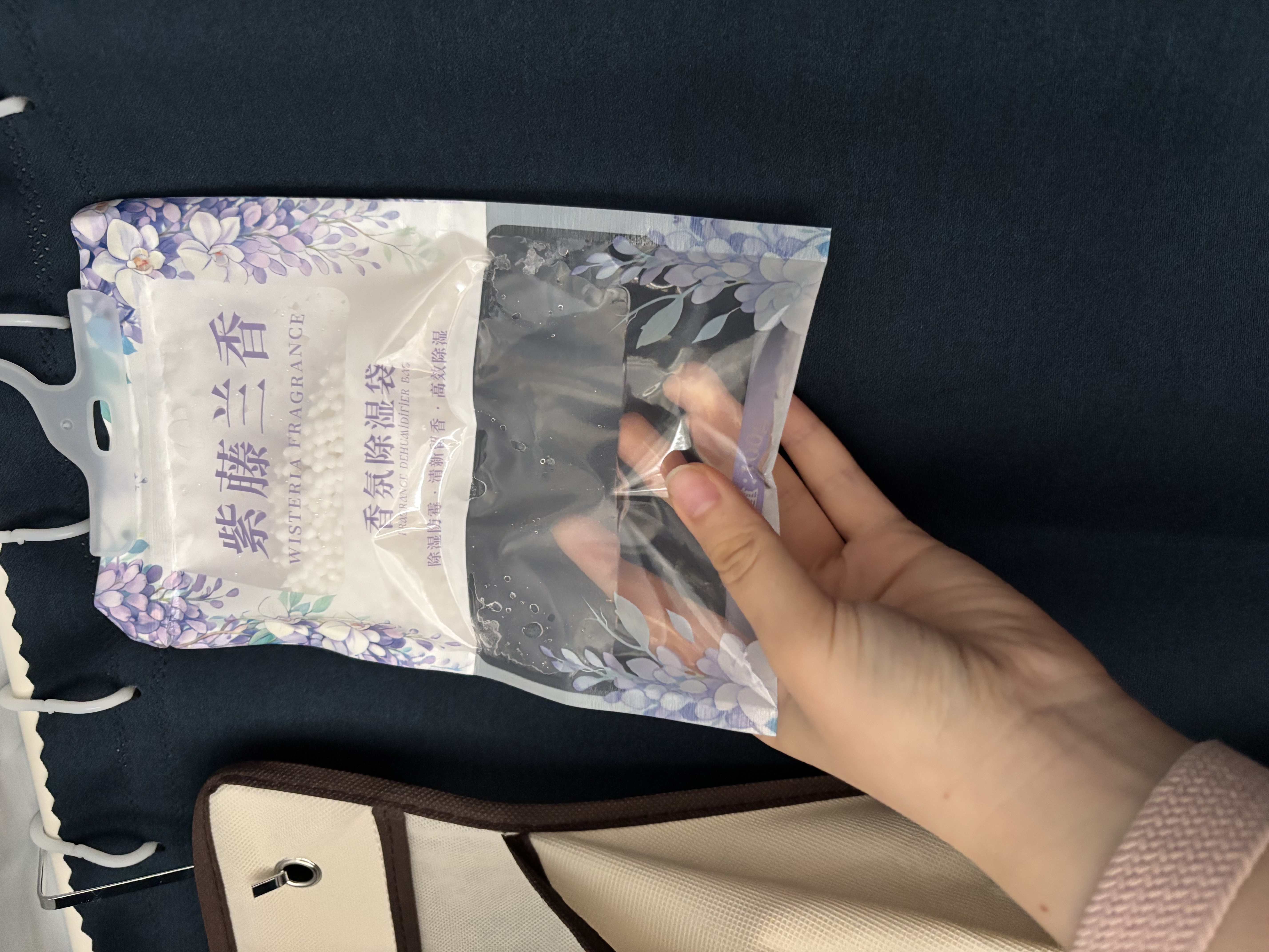 山山香氛除湿袋可挂式卧室衣柜防霉防潮除湿剂宿舍学生吸水10袋 实拍图