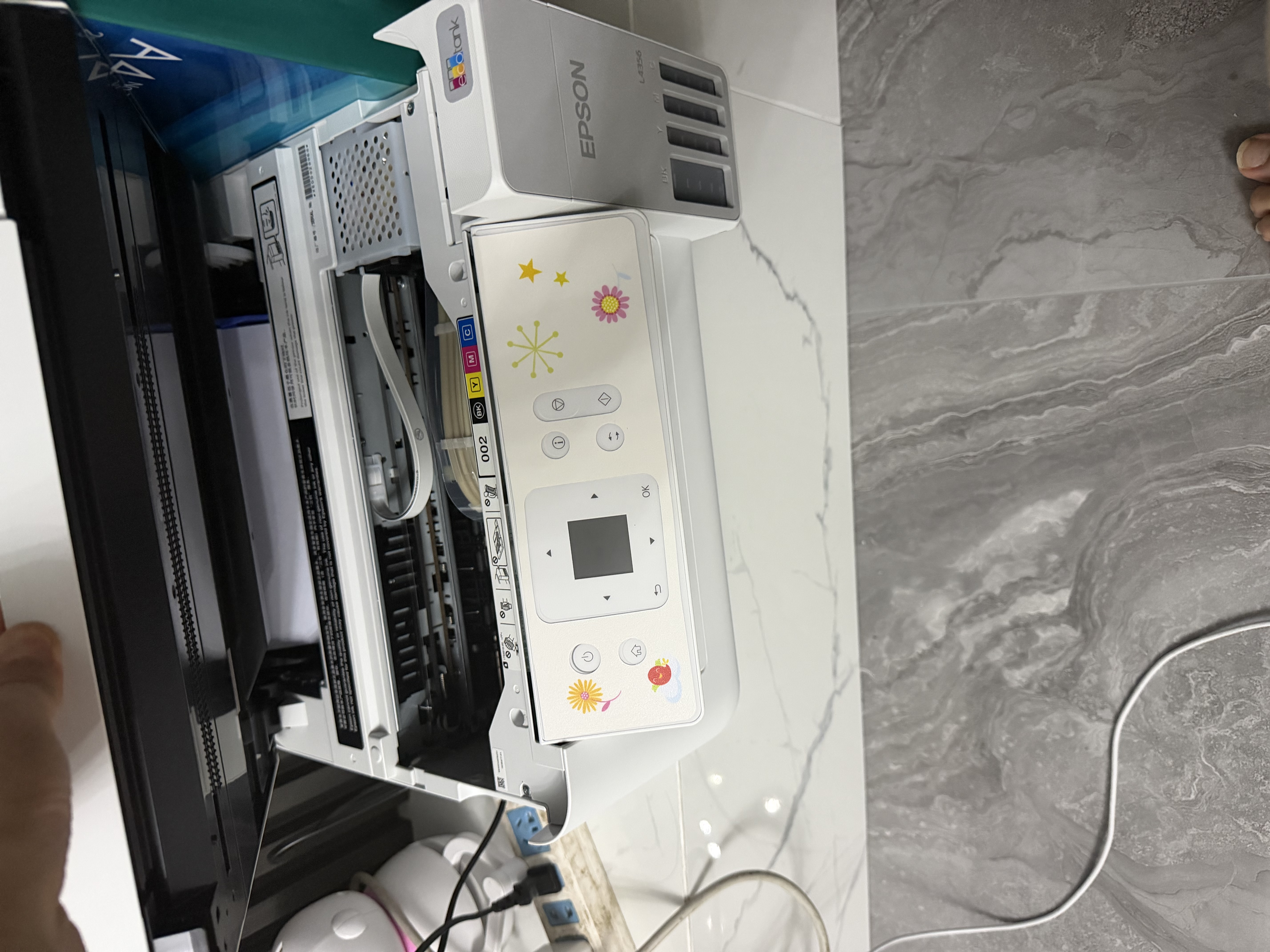 爱普生（EPSON）【6代新品】L4356墨仓式彩色无线AI学习打印机一体机家用/办公  L4266升级版(自动双面 液晶屏 白) 实拍图