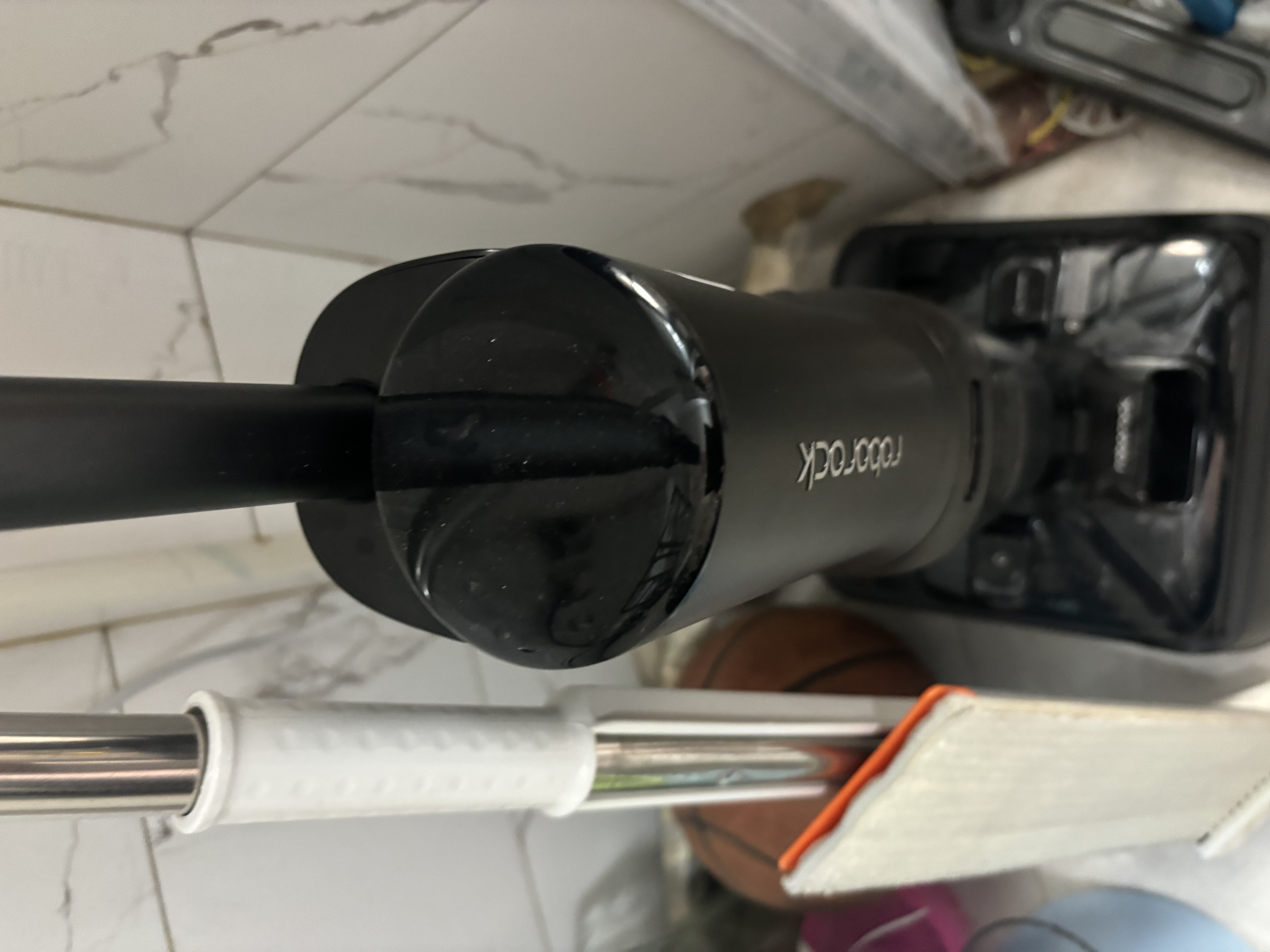 石头A30 Pro Ultra泡沫洗地机【25kPa 抑菌除臭 】95℃自清洁AI全向助力宠物扫地机器人 实拍图
