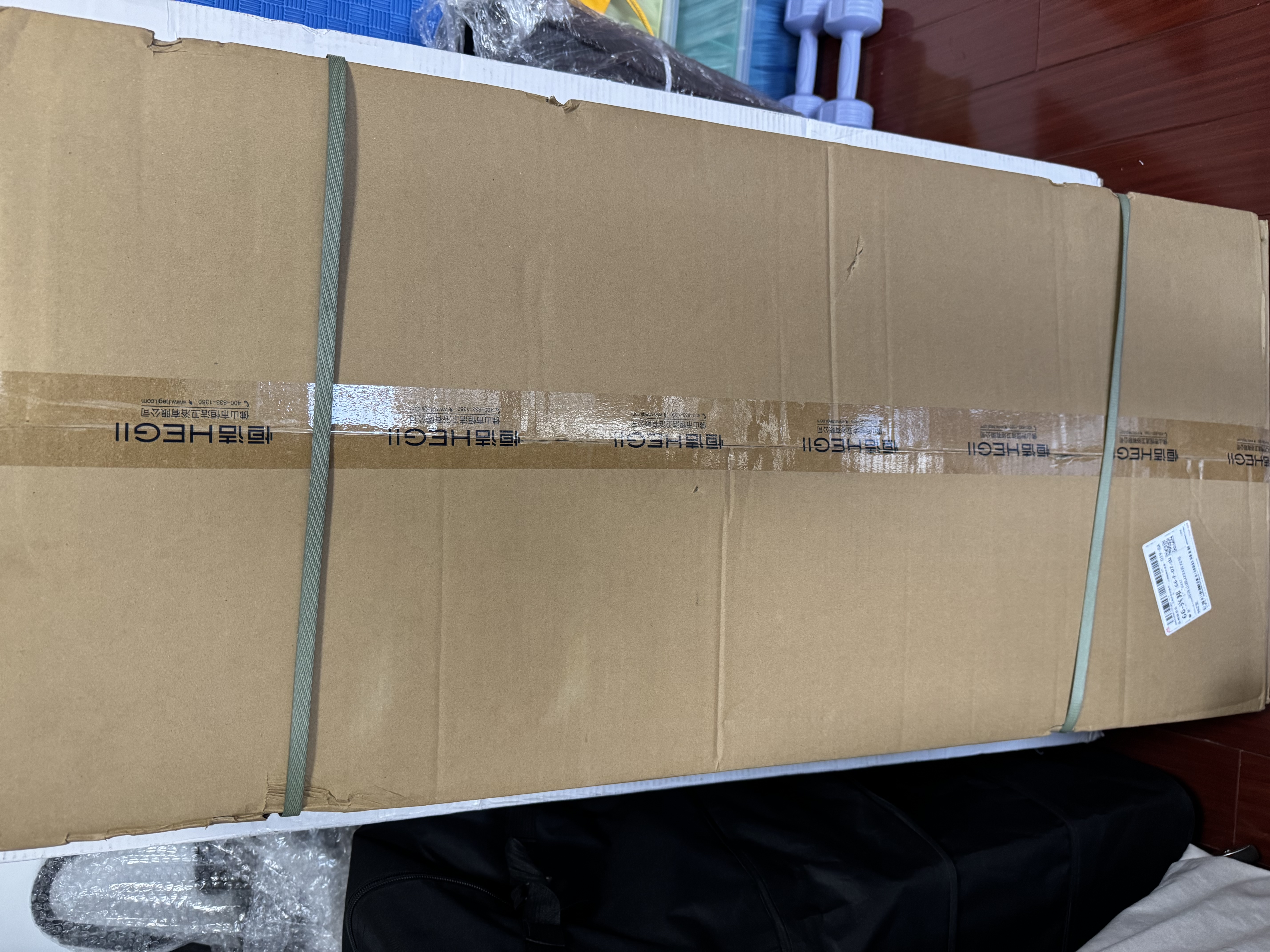 恒洁（HEGII）淋浴花洒套装D50全铜水路琴键自洁除垢贴墙方管置物DMF967-334-SH 实拍图