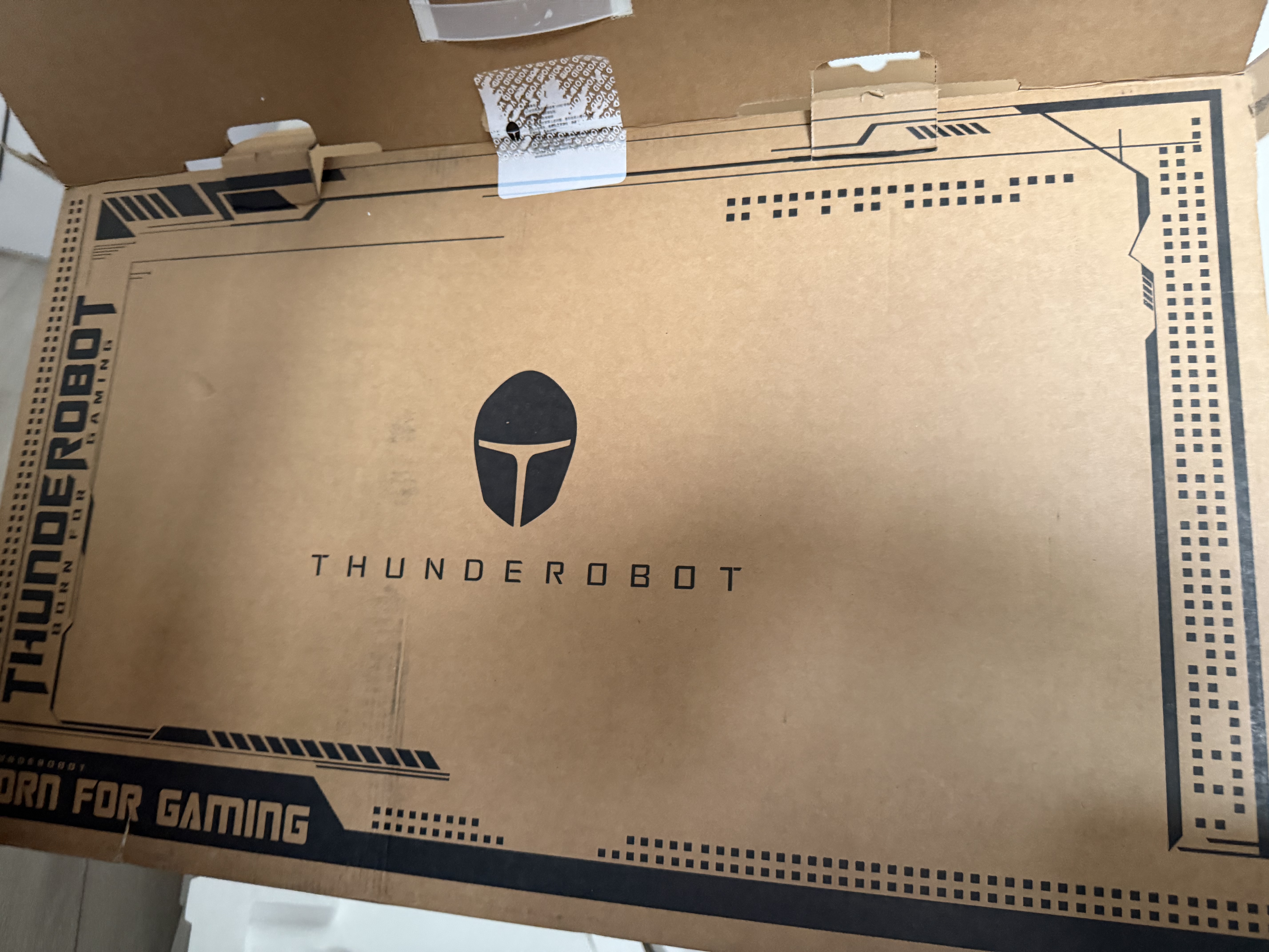 雷神（ThundeRobot）23.8英寸2K显示器240Hz电竞游戏高刷HDR450办公台式电脑外接液晶显示屏硬件护眼低蓝光三角洲行动 【JQ24F260L】23.8