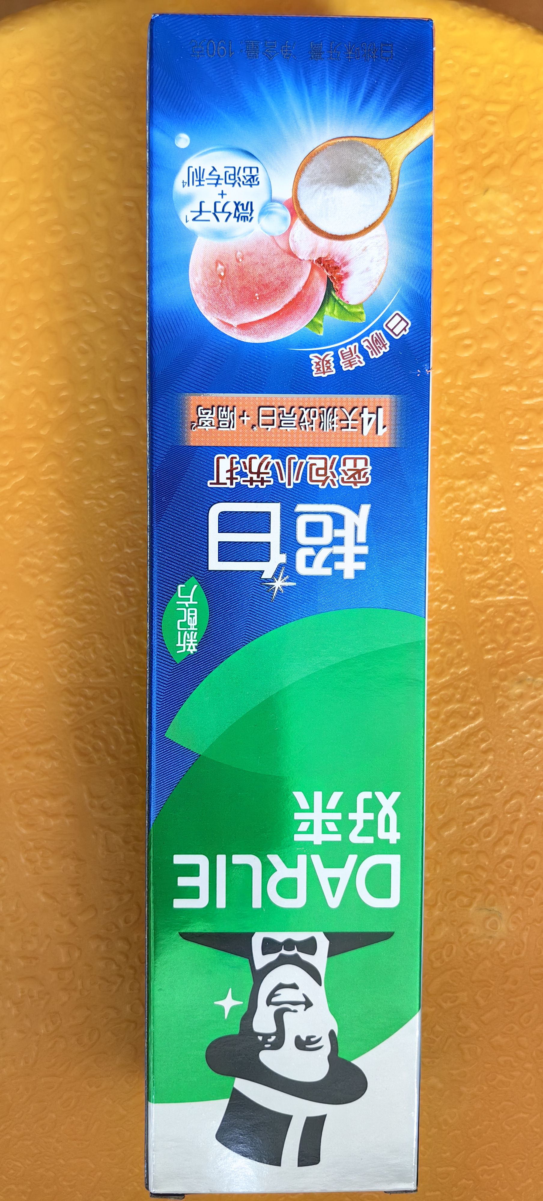 好来（DARLIE）原黑人密泡小苏打白桃味牙膏去黄去牙渍14天温和亮白清新口气190g 实拍图