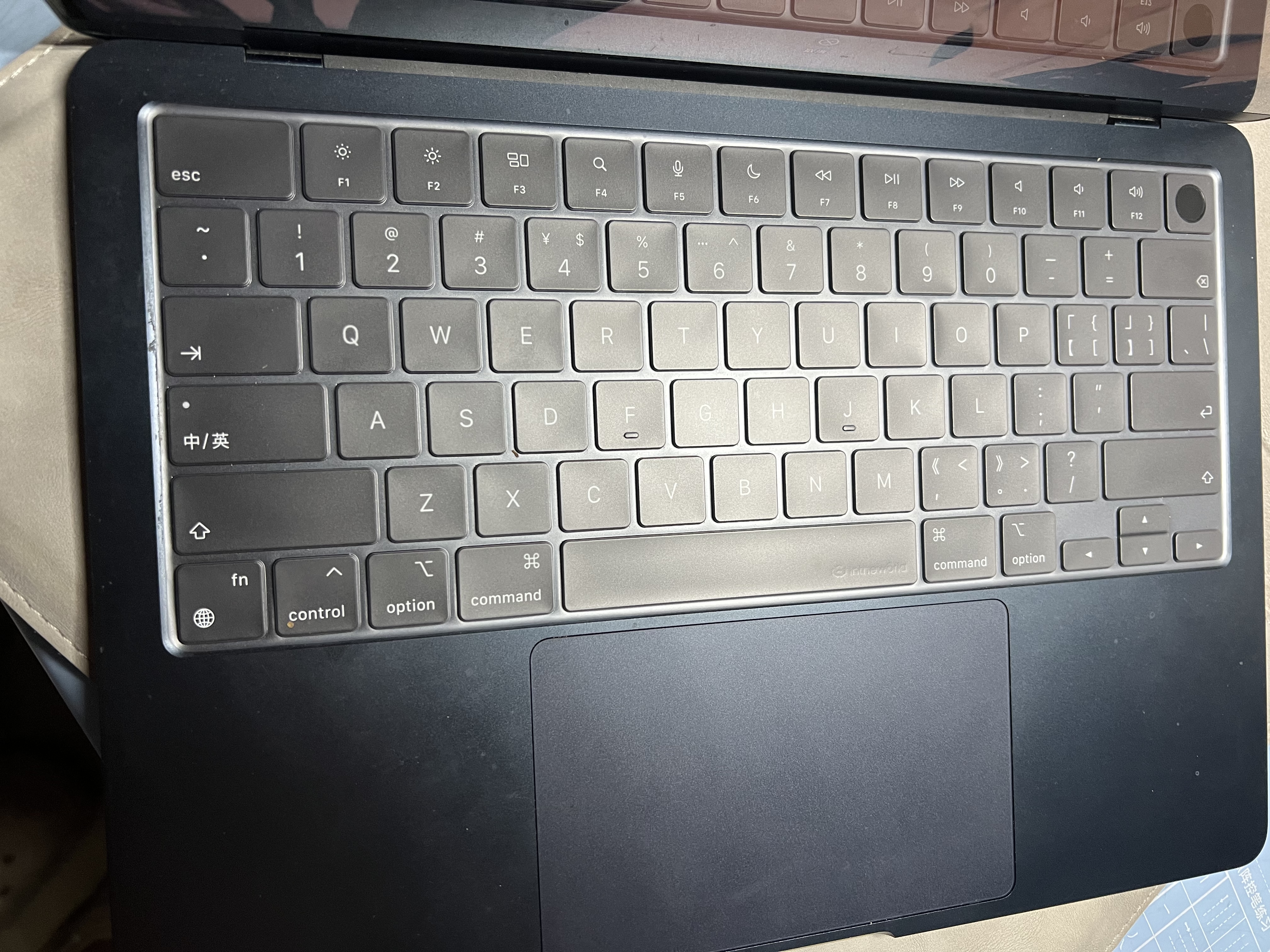 极川 苹果MacBook Air 13.6英寸M5/4/3/2键盘膜2026/25/24款笔记本电脑键盘保护膜TPU超薄透明防水尘罩 实拍图