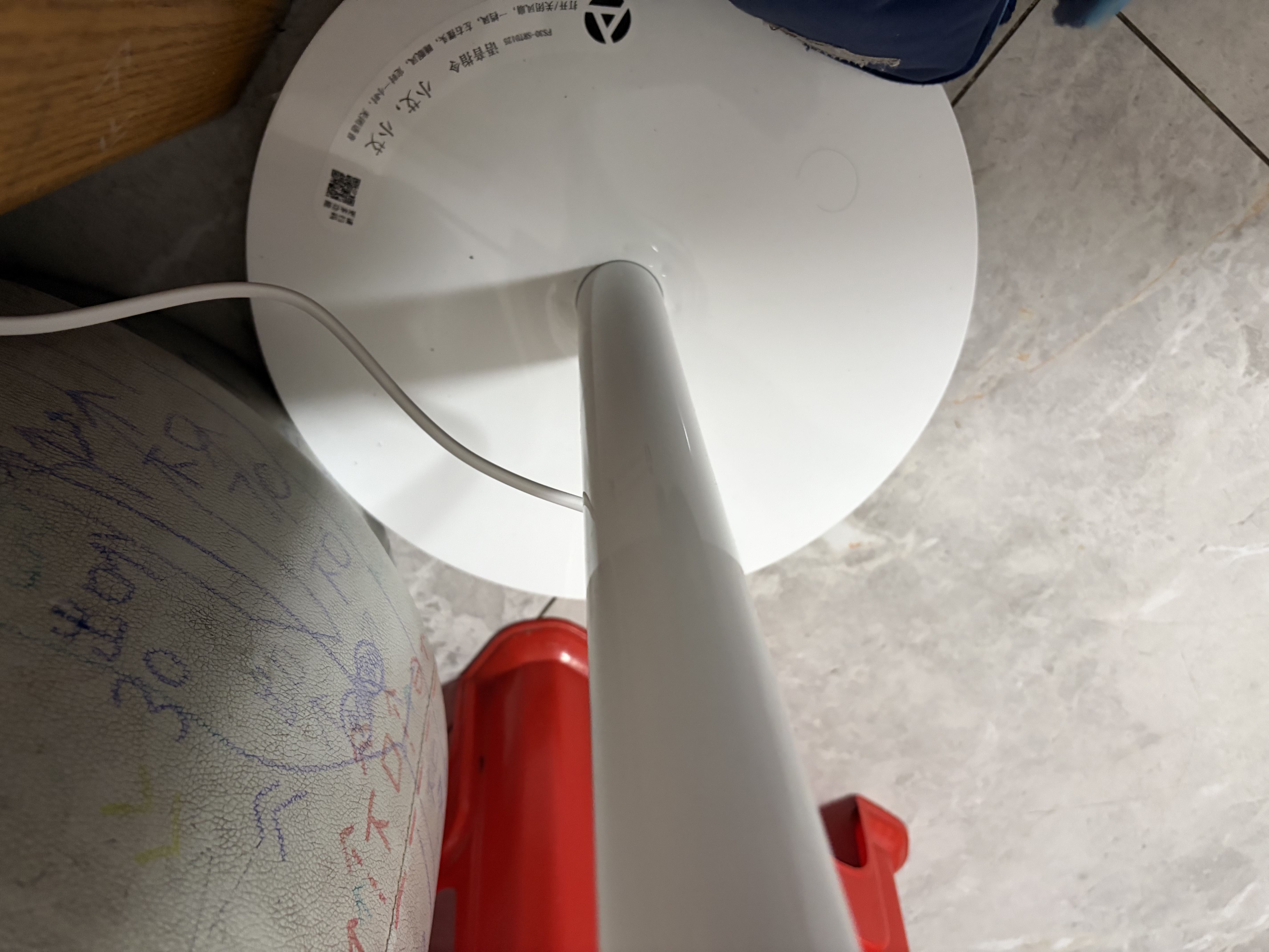 艾美特（AIRMATE）【随手停】电风扇落地扇家用大风力卧室安静轻音一级能效变频直流节能空气循环扇遥控语音立式风扇 实拍图