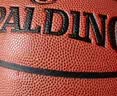 斯伯丁（SPALDING）篮球TF系列7号PU比赛室内外兼用耐磨学生成人青少年 77-176Y 实拍图