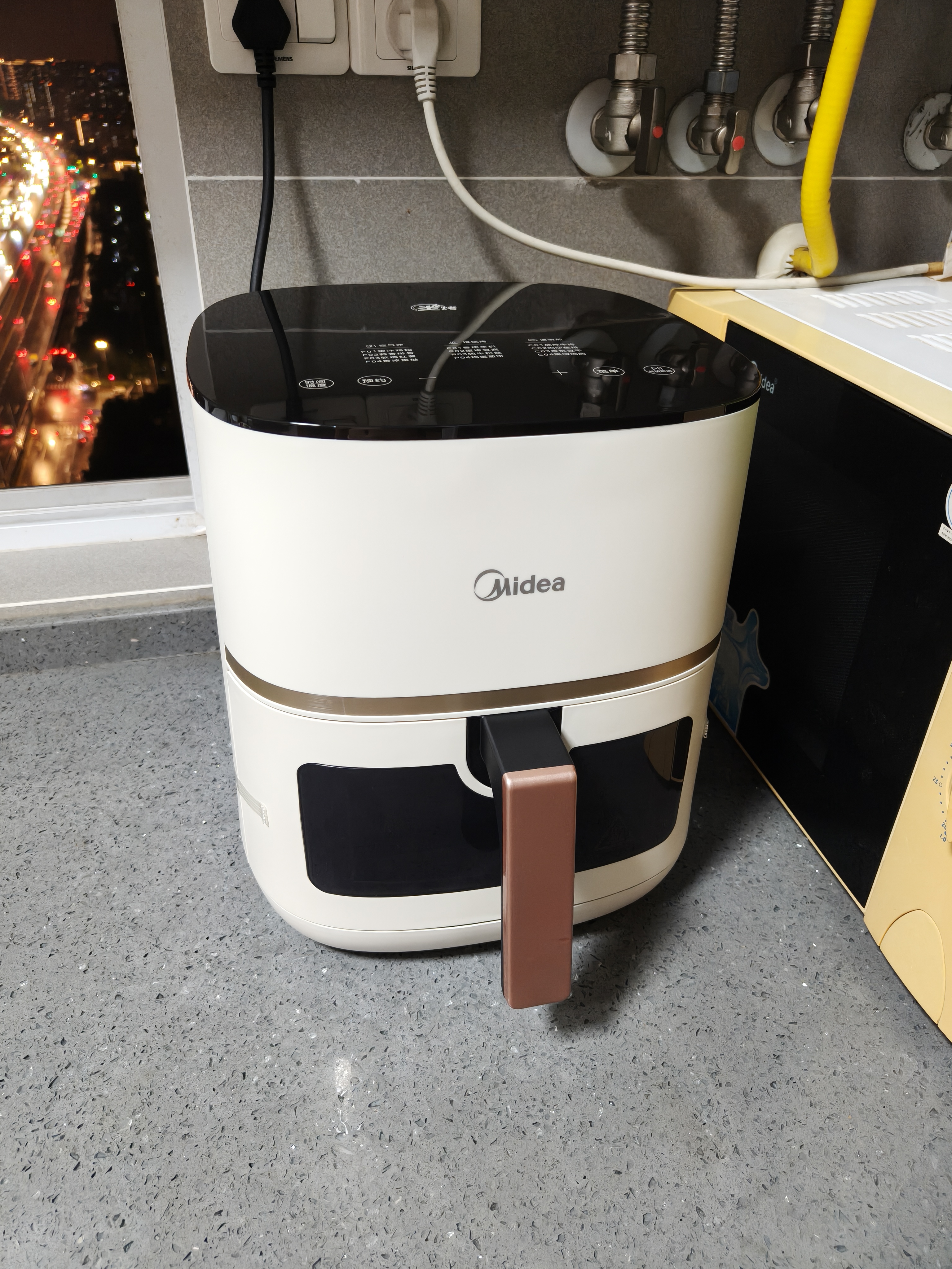 美的（Midea）空气炸锅京东自营炎烤双热源 微蒸汽嫩烤智能家用多功能电炸锅 金属内腔5.3L大容量KZC5394 实拍图