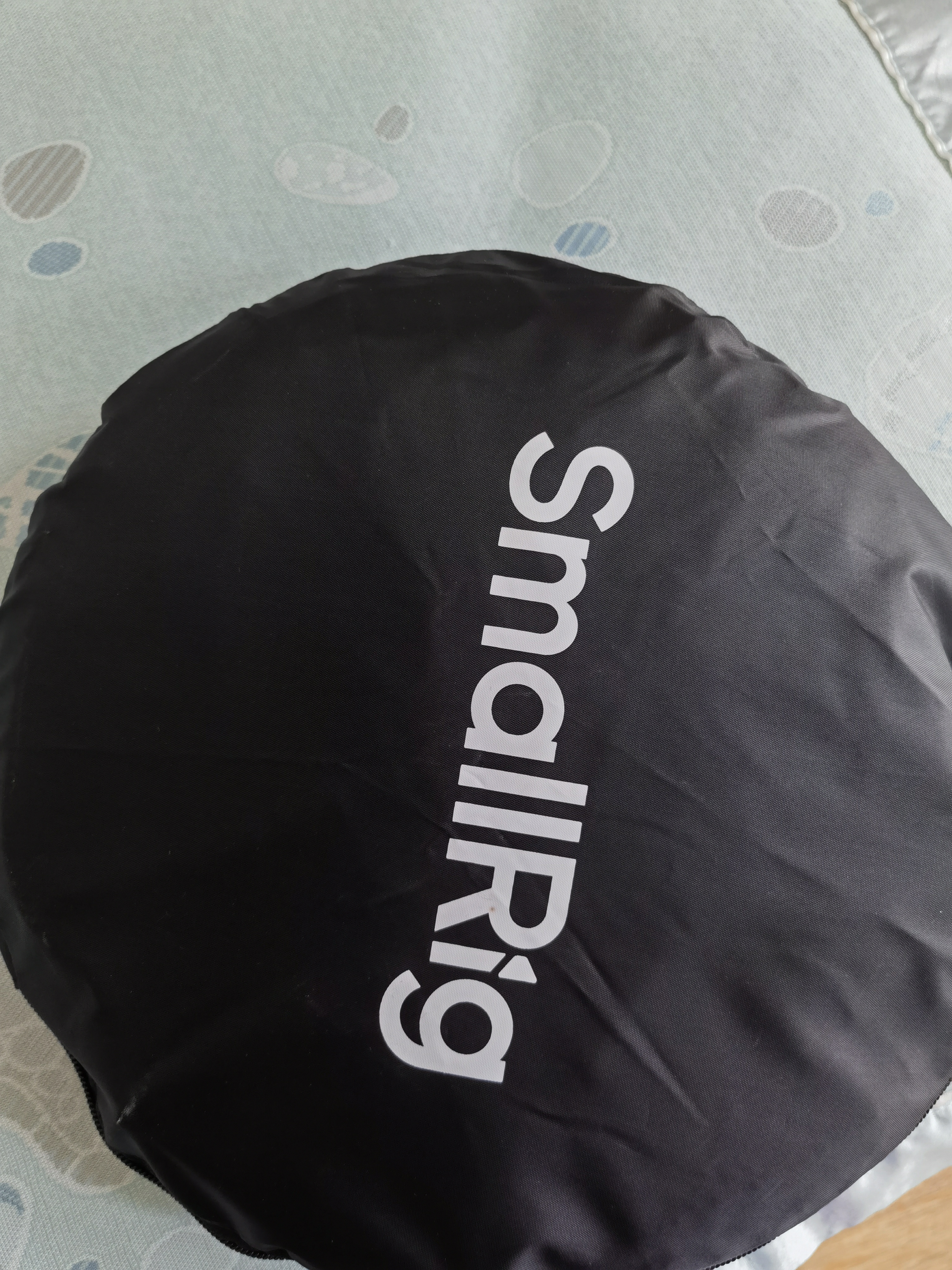 斯莫格（SmallRig）4129 五合一反光板60cm/80cm/110cm摄影便携折叠小型拍照打光板 晒单实拍图