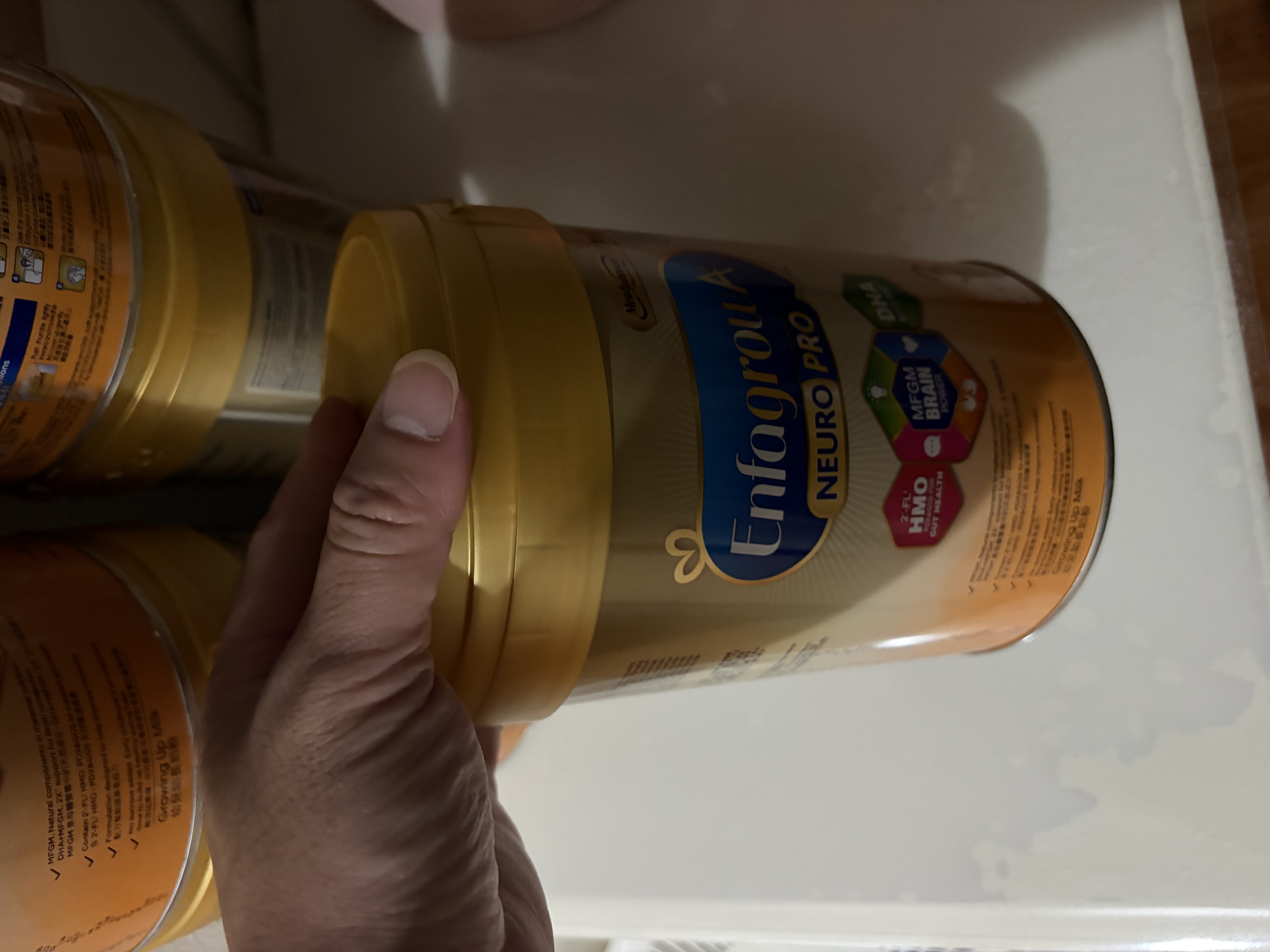 美赞臣（MeadJohnson）港版A+智睿3段进口婴幼儿奶粉三段900g*6罐箱装 1-3岁 HMO lgG 实拍图