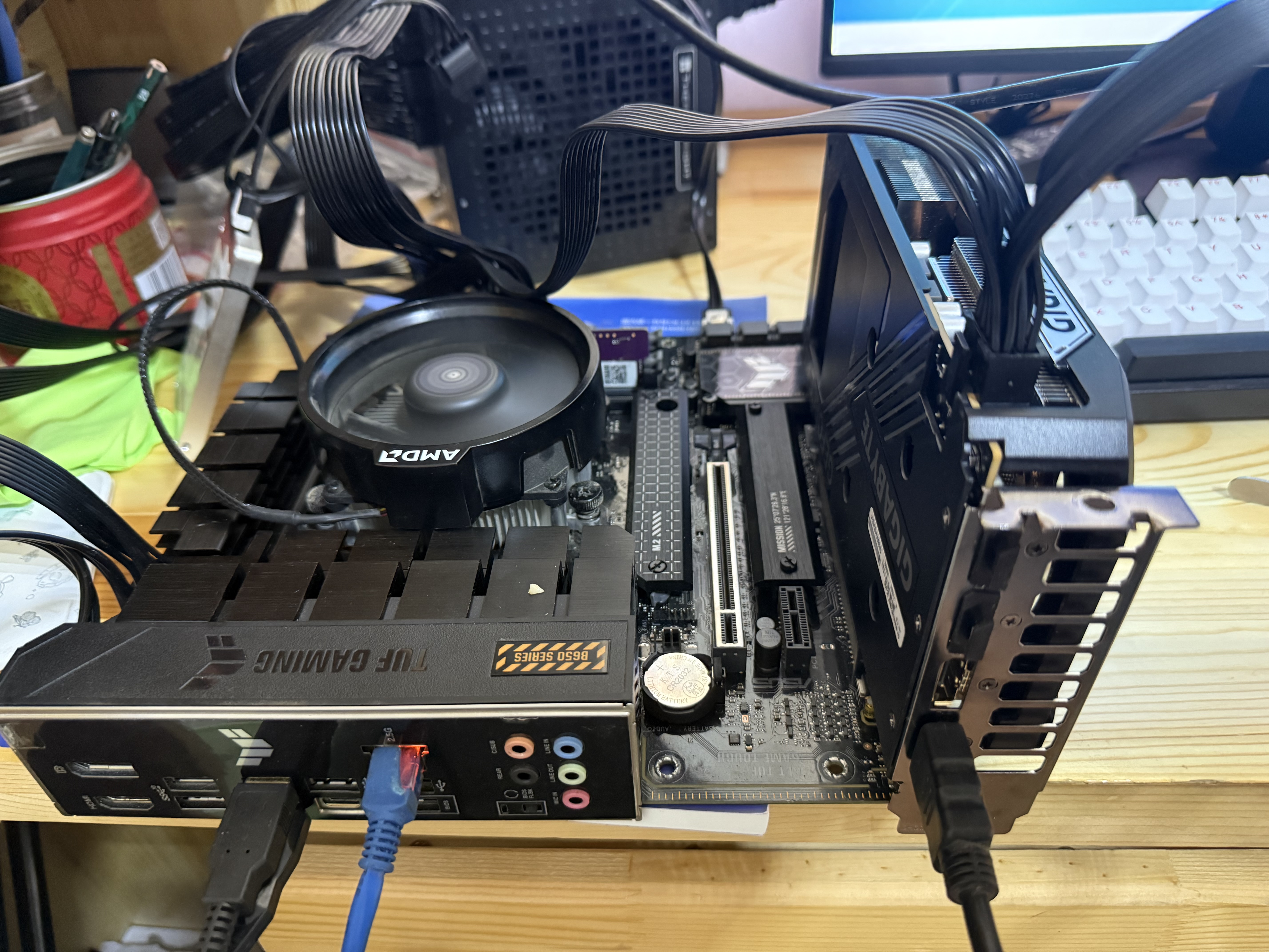 利民（thermalright）额定750W TR-TG750 ATX3.0电源 金牌全模组 原生PCIE5.0 全日系电解电容 14CM小机身 实拍图