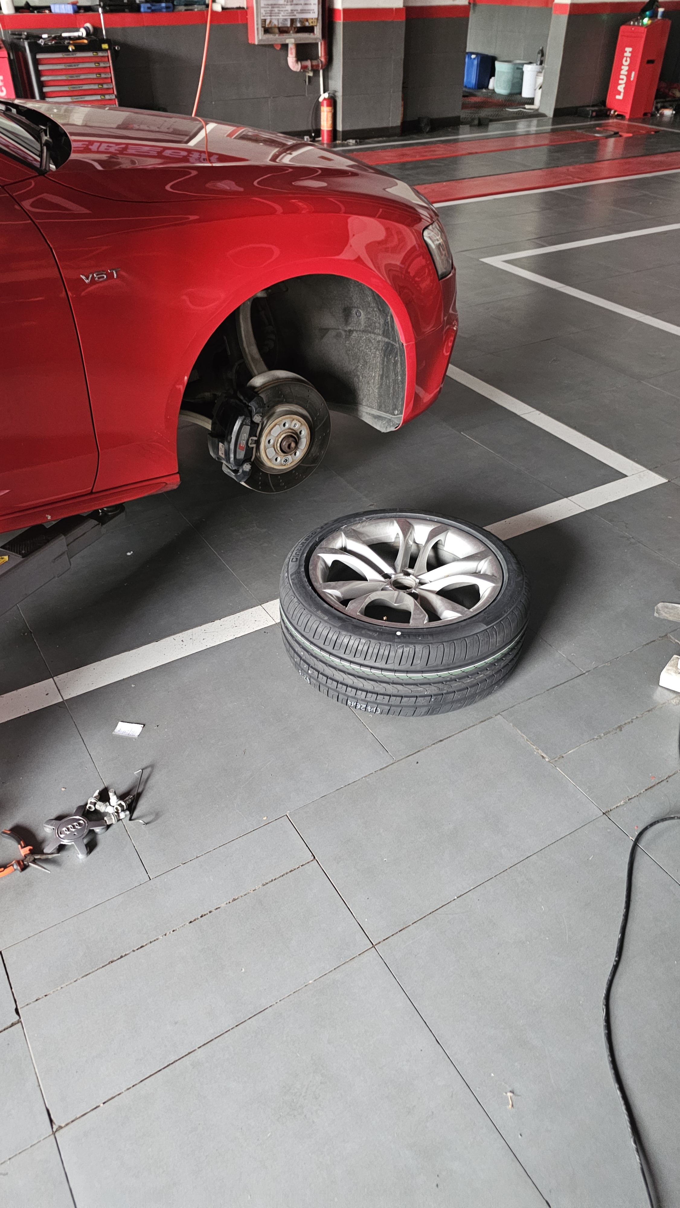倍耐力汽车轮胎245/40R18 97Y 新P7(AO)原配奥迪A4L 实拍图