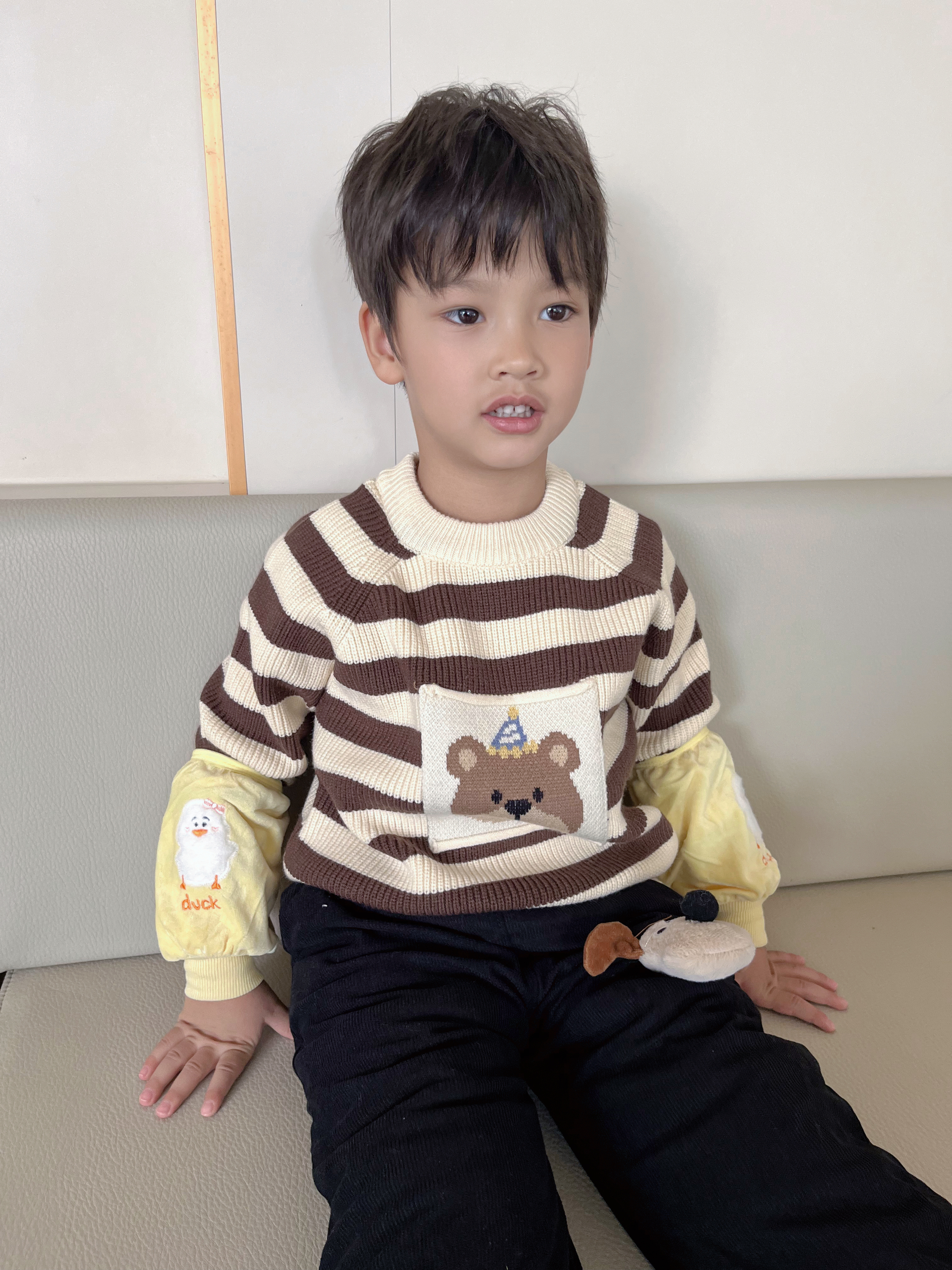 爱宝适儿童袖套秋冬毛绒保暖护袖男女学生防污防脏套袖2副装蓝+黄S863 实拍图