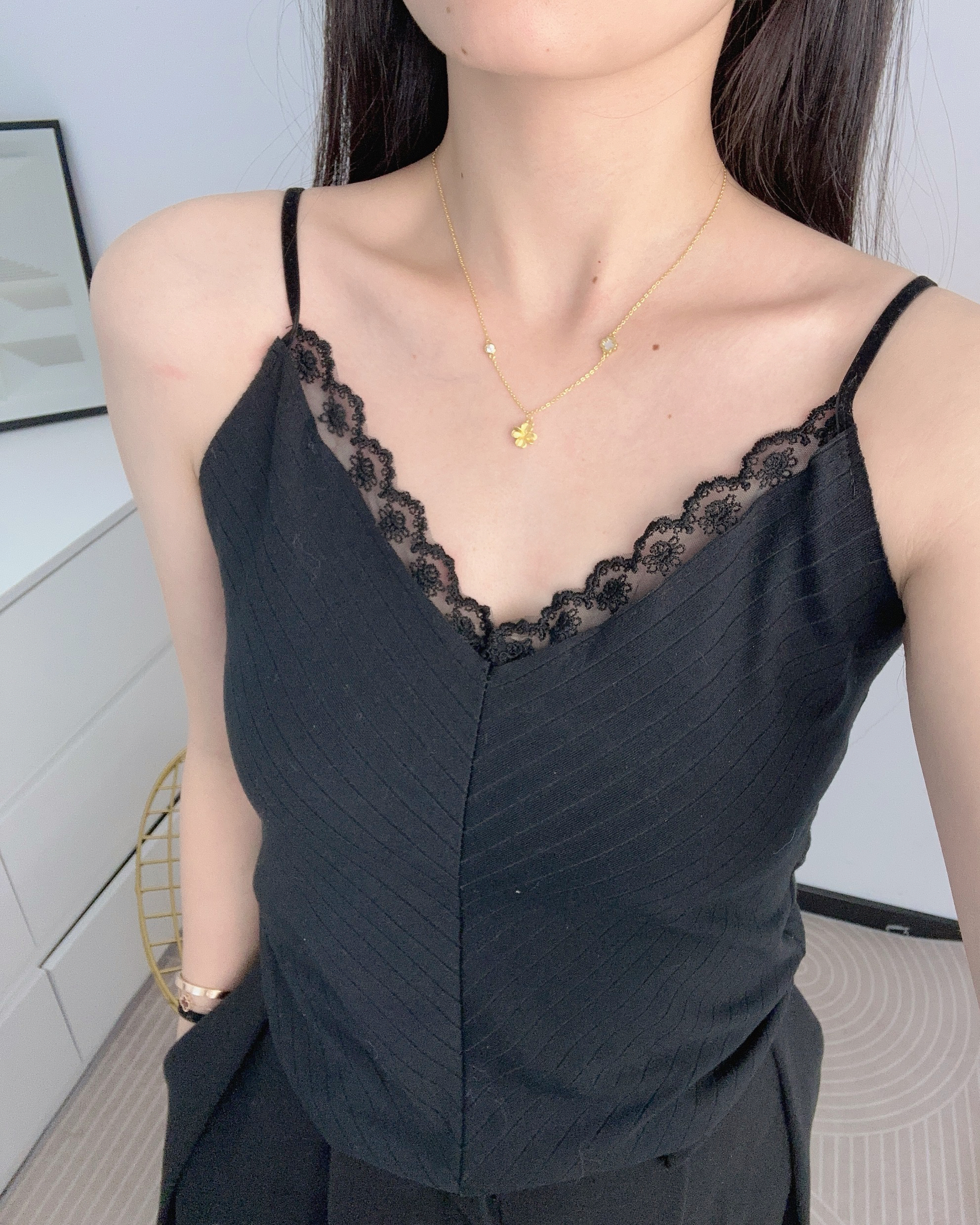礼意久久999足金黄金吊坠四叶草项链女款2026新款轻奢生日礼物女士送女生 教师节礼物送女老师高档实用结婚纪念日送老婆已婚小众 【999足金吊坠+镀金链】项链轻奢高级感金首饰实用礼盒 实拍图