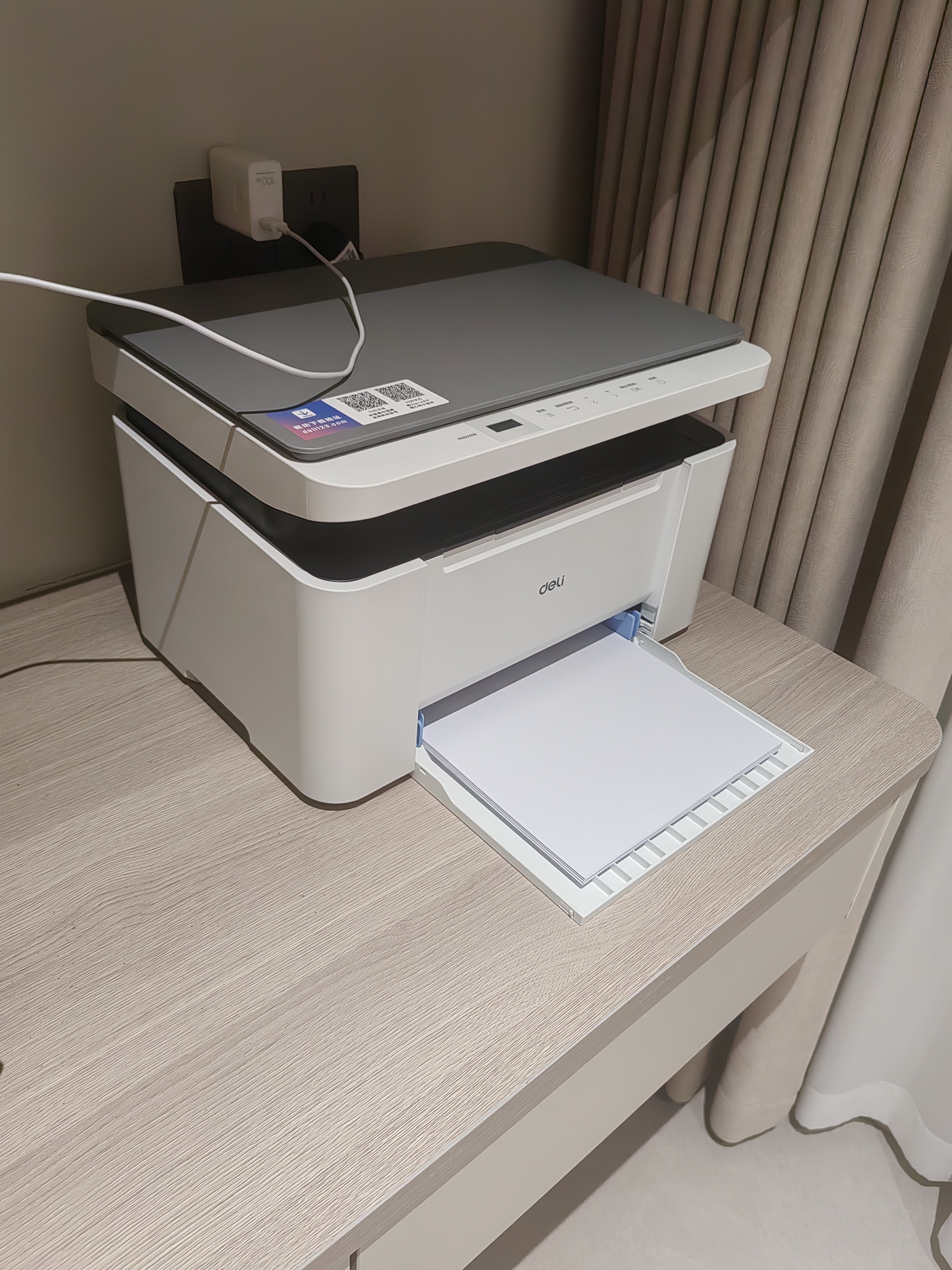 得力（deli）M1020W黑白办公三合一多功能打印机复印机扫描机一体机 家用错题作业手机连接 无线激光打印机 实拍图