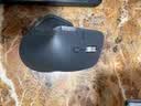 罗技（Logitech）大师系列 MX Master 4 高性能无线蓝牙鼠标  办公鼠标 静音鼠标  升级款 石墨黑 带无线接收器 实拍图