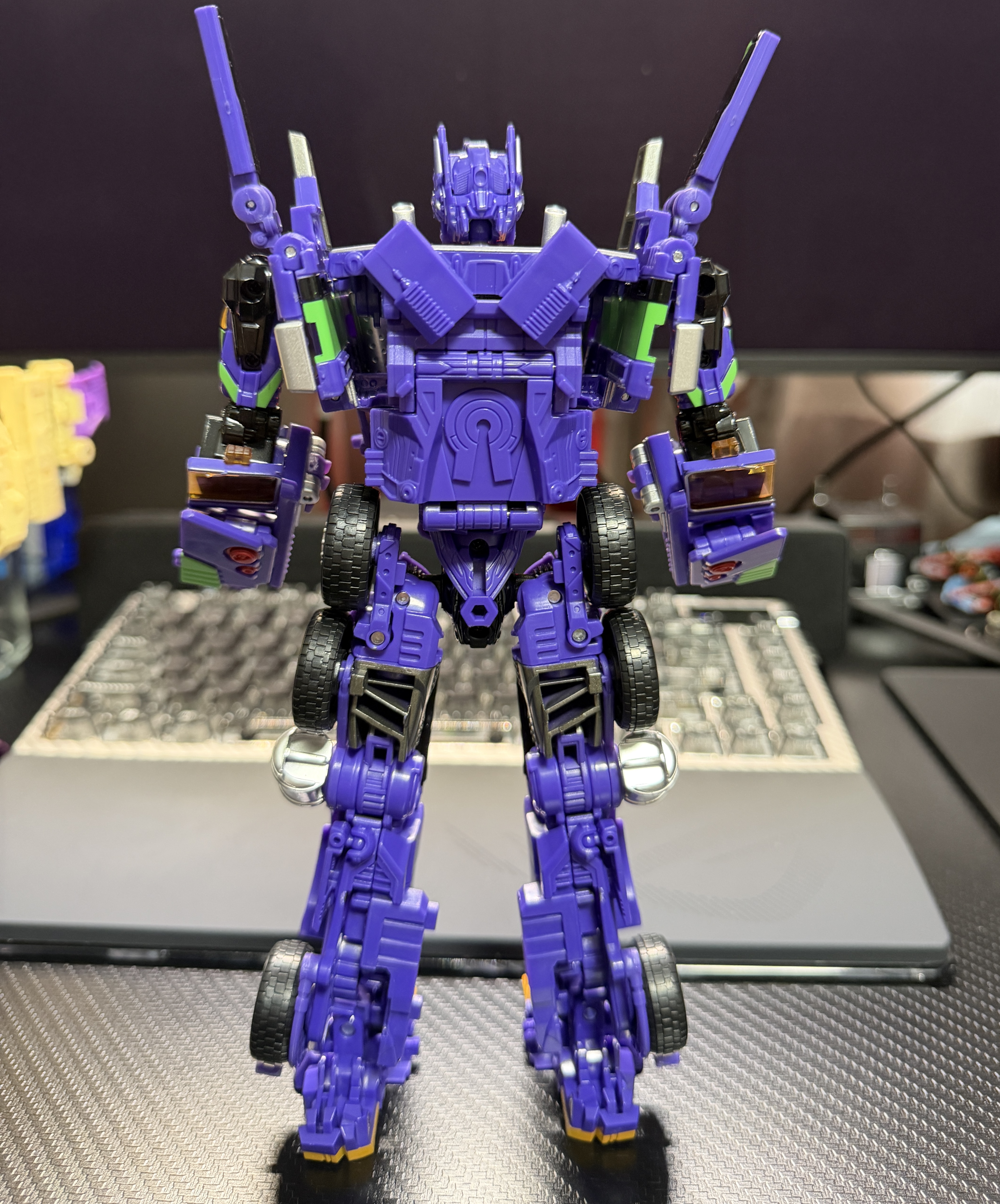 变形金刚（Transformers）玩具模型手办礼物AME-01 新世纪福音战士联名 初号机擎天柱G4407 实拍图
