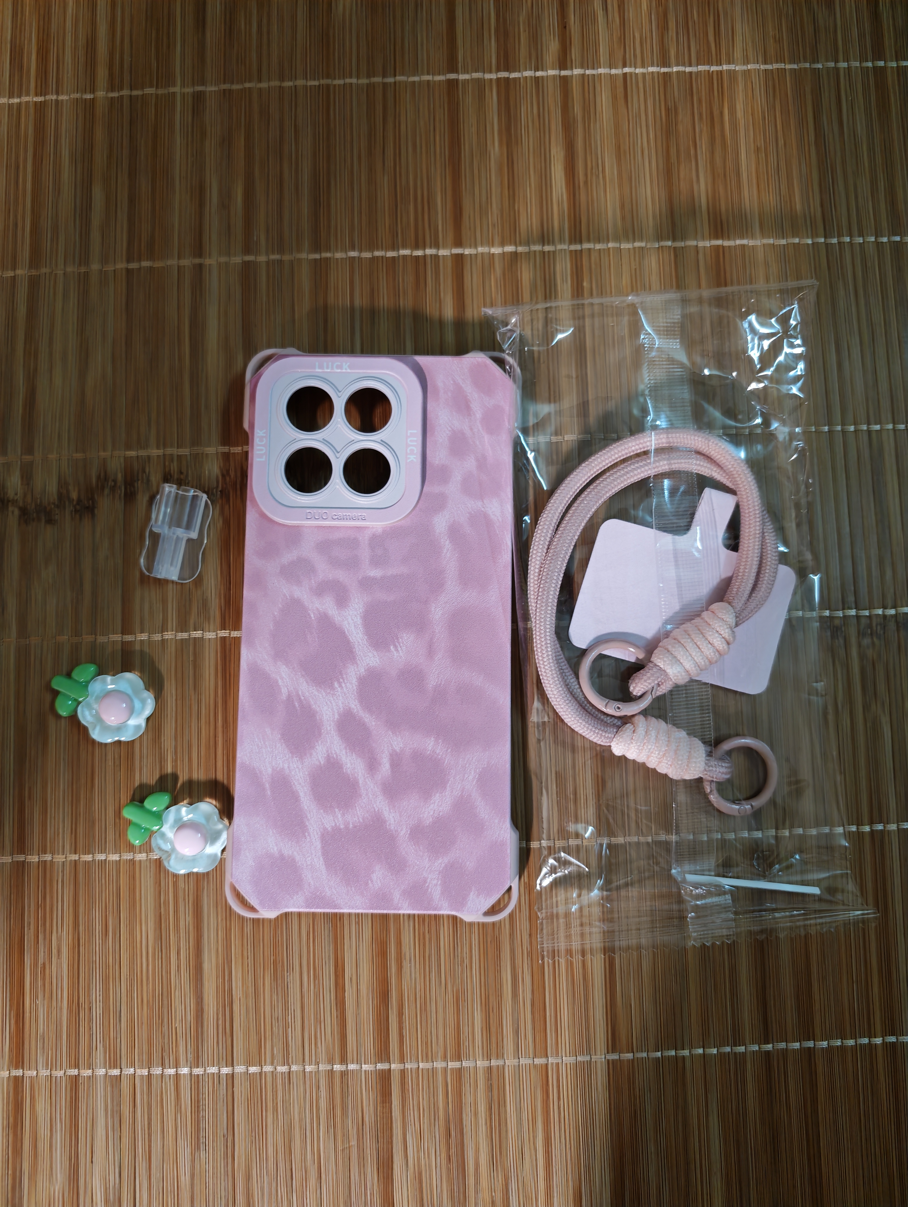 蓝色花花小清新公主风iPhone17promax/iPhone16promax/iPhone15promax充电保护套20w数据线防折断 蓝色小花三件套+保护绳+2咬线器 实拍图