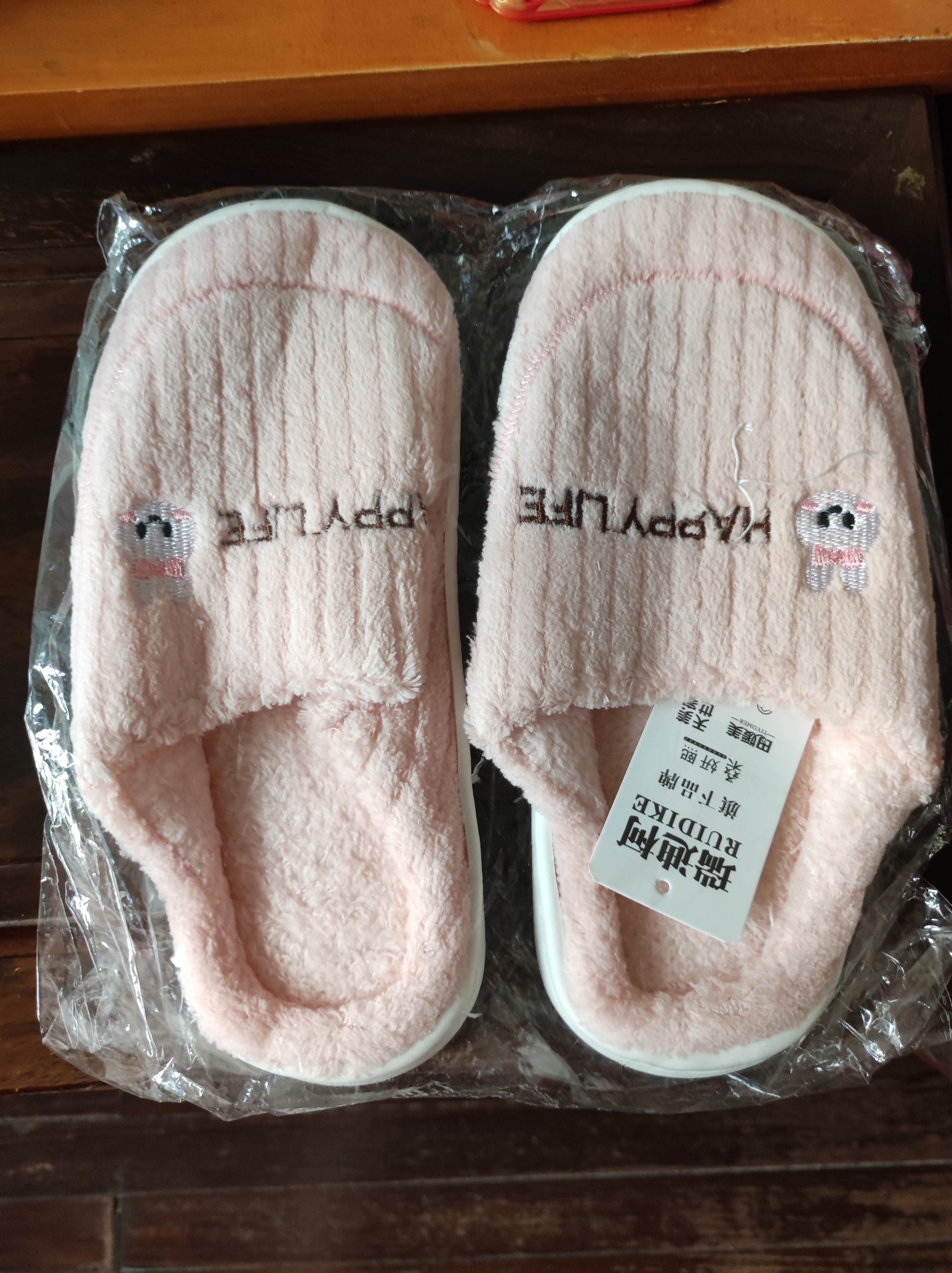 小熊兔子卡通棉拖鞋家用室内厚底保暖防滑毛毛拖鞋踩屎感棉拖鞋女 粉色随机英文刺绣 36-37 【适合35-36】 实拍图