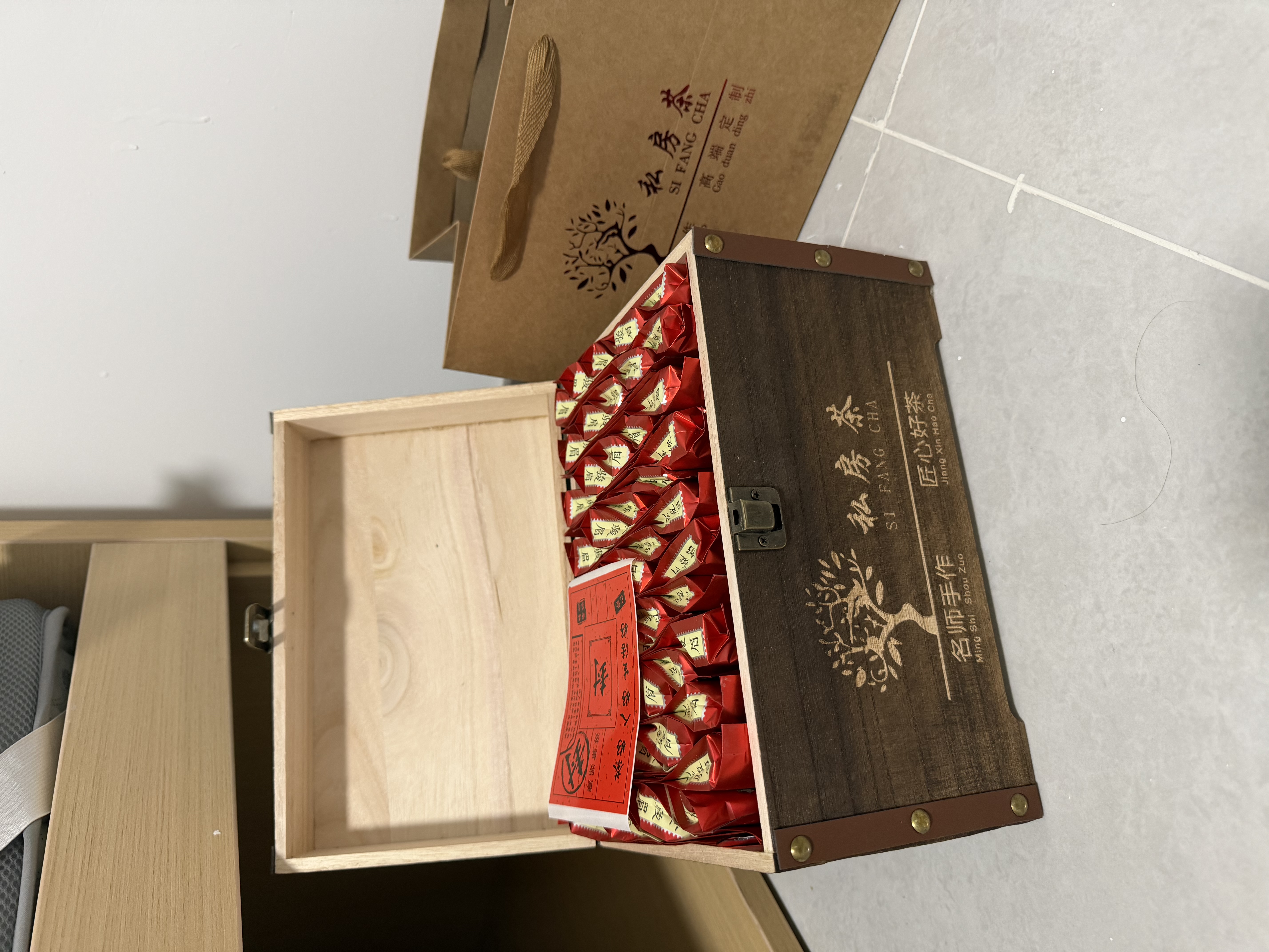 宝然红茶私房茶福建金骏眉蜜香型500g木箱礼盒茶叶送教师 中秋节礼品 实拍图